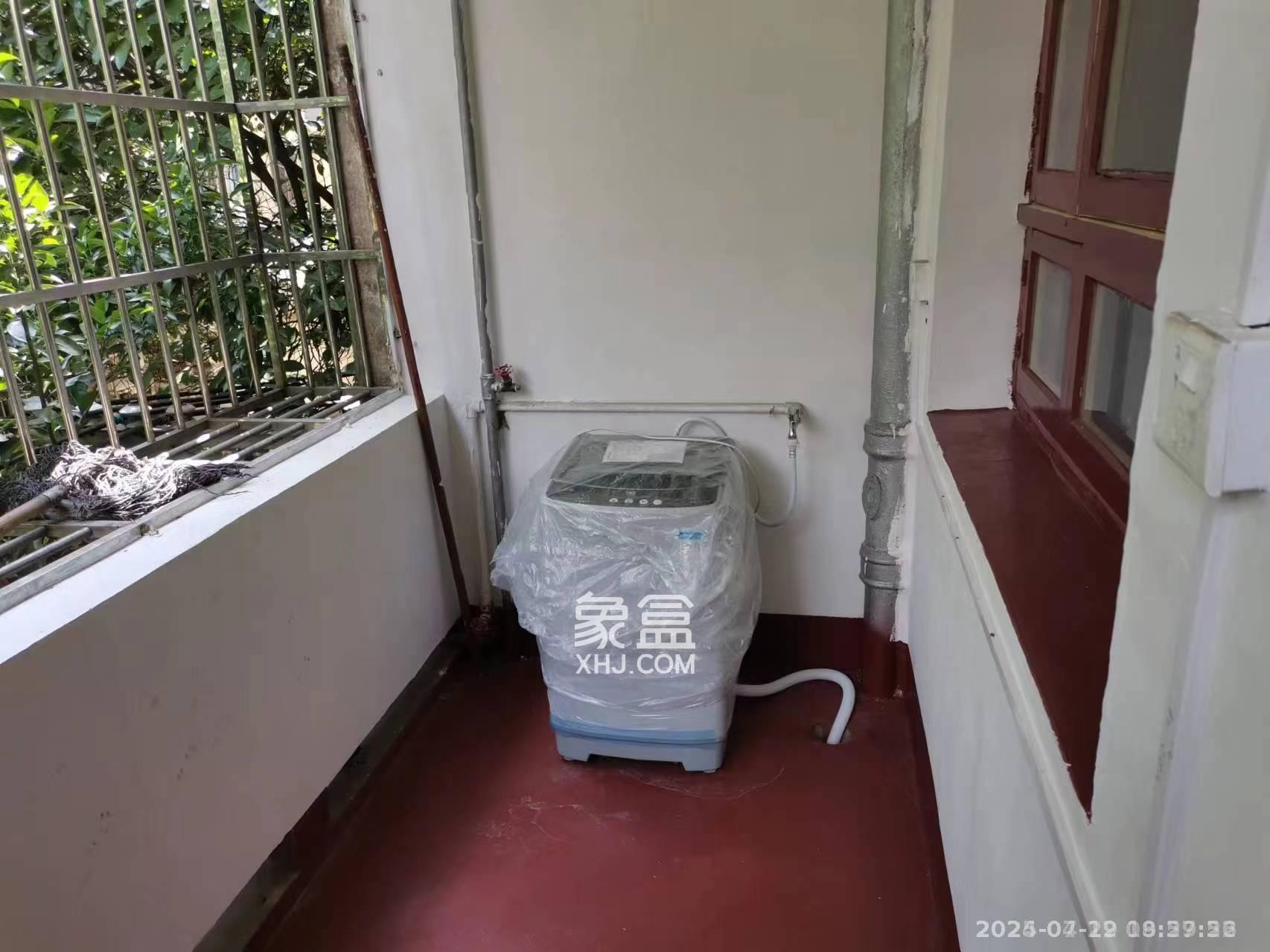 市总工会宿舍（司马里36号）  2室1厅1卫   2600.00元/月室内图
