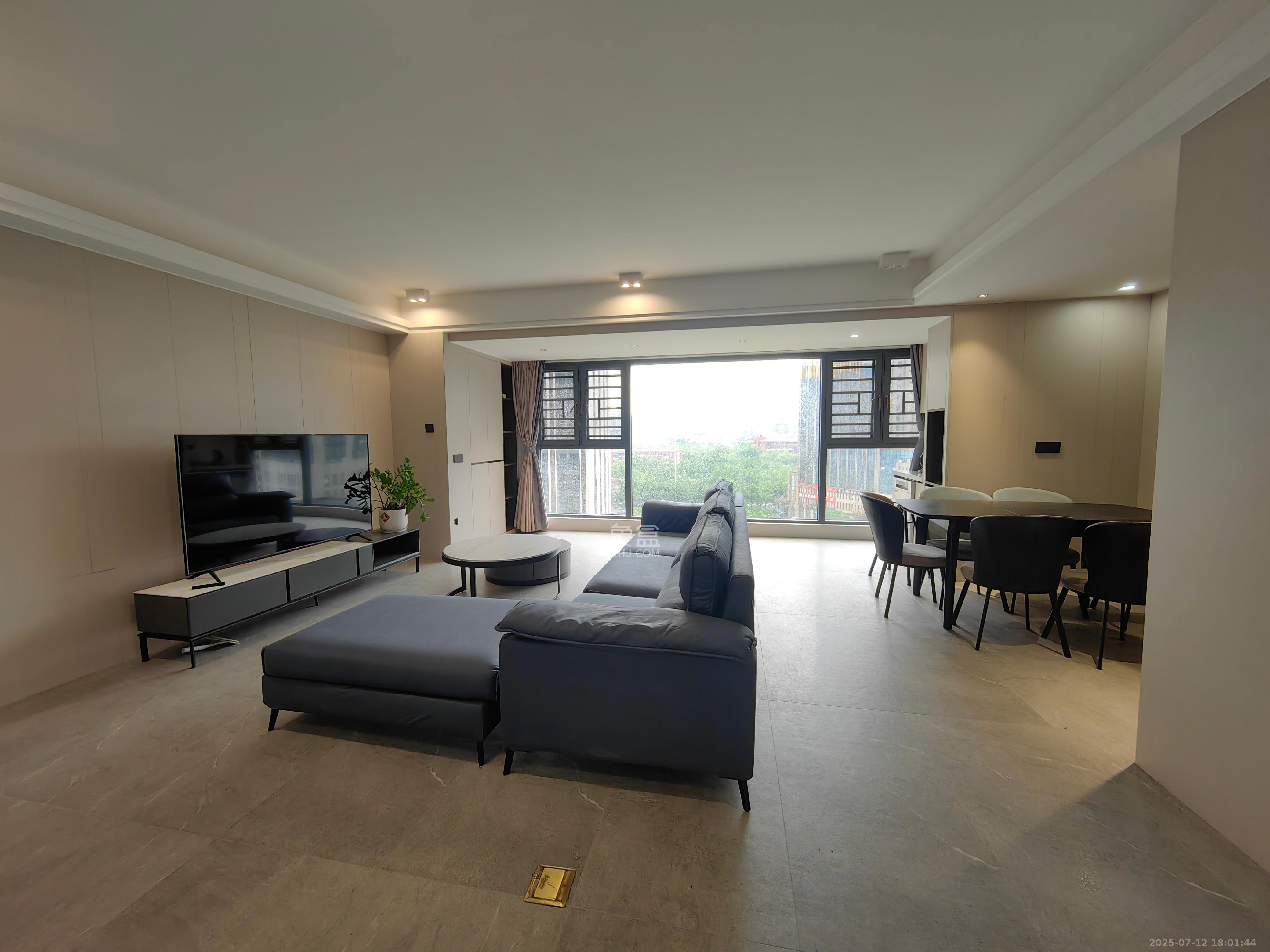 建发中央公园（建发美地）  4室2厅2卫    7000.0元/月