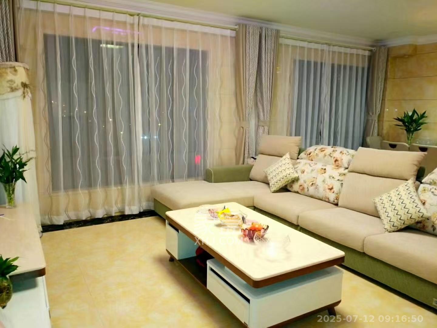 邦盛水岸御园  3室2厅2卫   2100.00元/月室内图
