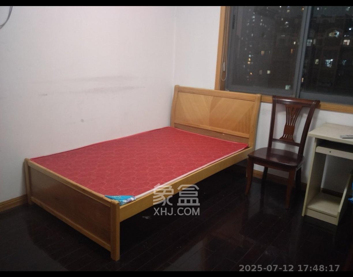 上海城小区 3室2厅1卫 2500.0元/月 上海城小区 3室2厅1卫 2500.0元/月室内图