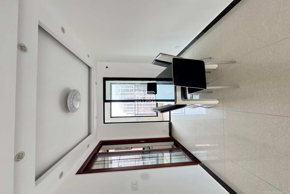 新城国际花都 3室2厅2卫 2000.0元/月 新城国际花都 3室2厅2卫 2000.0元/月室内图