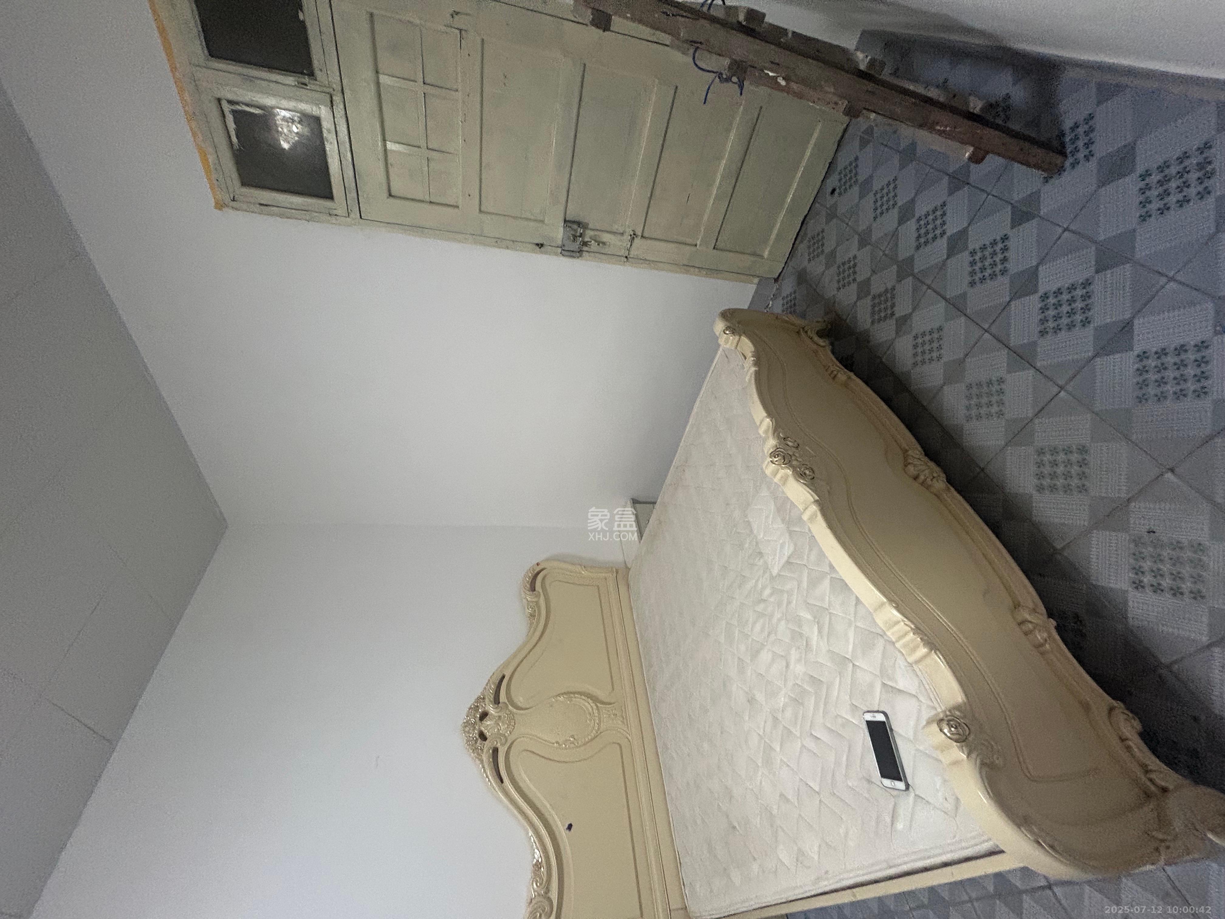 曙光小区 1室1厅1卫 1600.0元/月 曙光小区 1室1厅1卫 1600.0元/月室内图