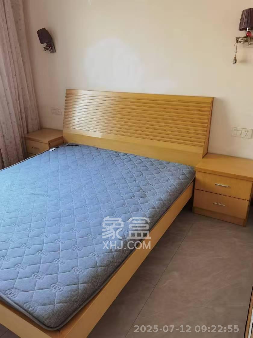 融橙上品  3室2厅1卫    2000.0元/月室内图