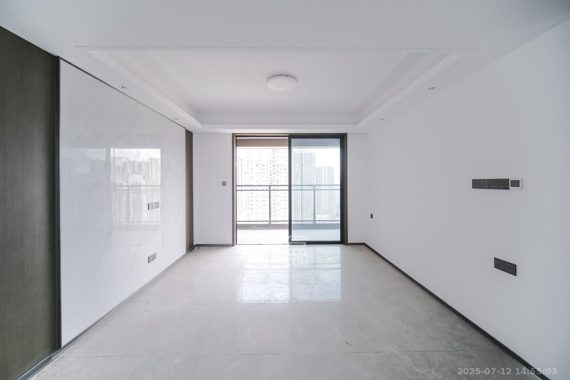 荣盛锦绣学府  3室2厅2卫    103.0万 荣盛锦绣学府  3室2厅2卫    103.0万客厅