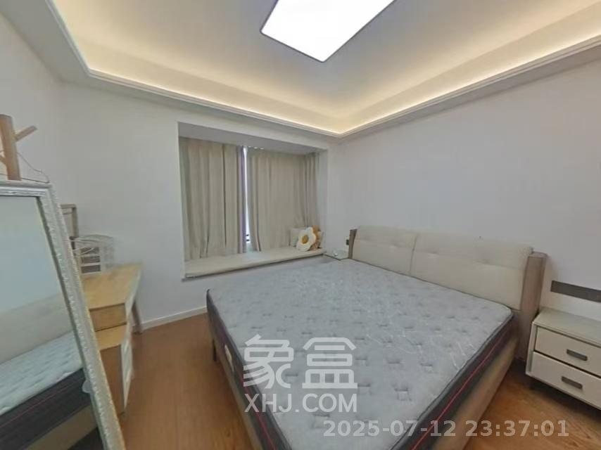 万科金色梦想C区  4室2厅2卫   3700.00元/月室内图