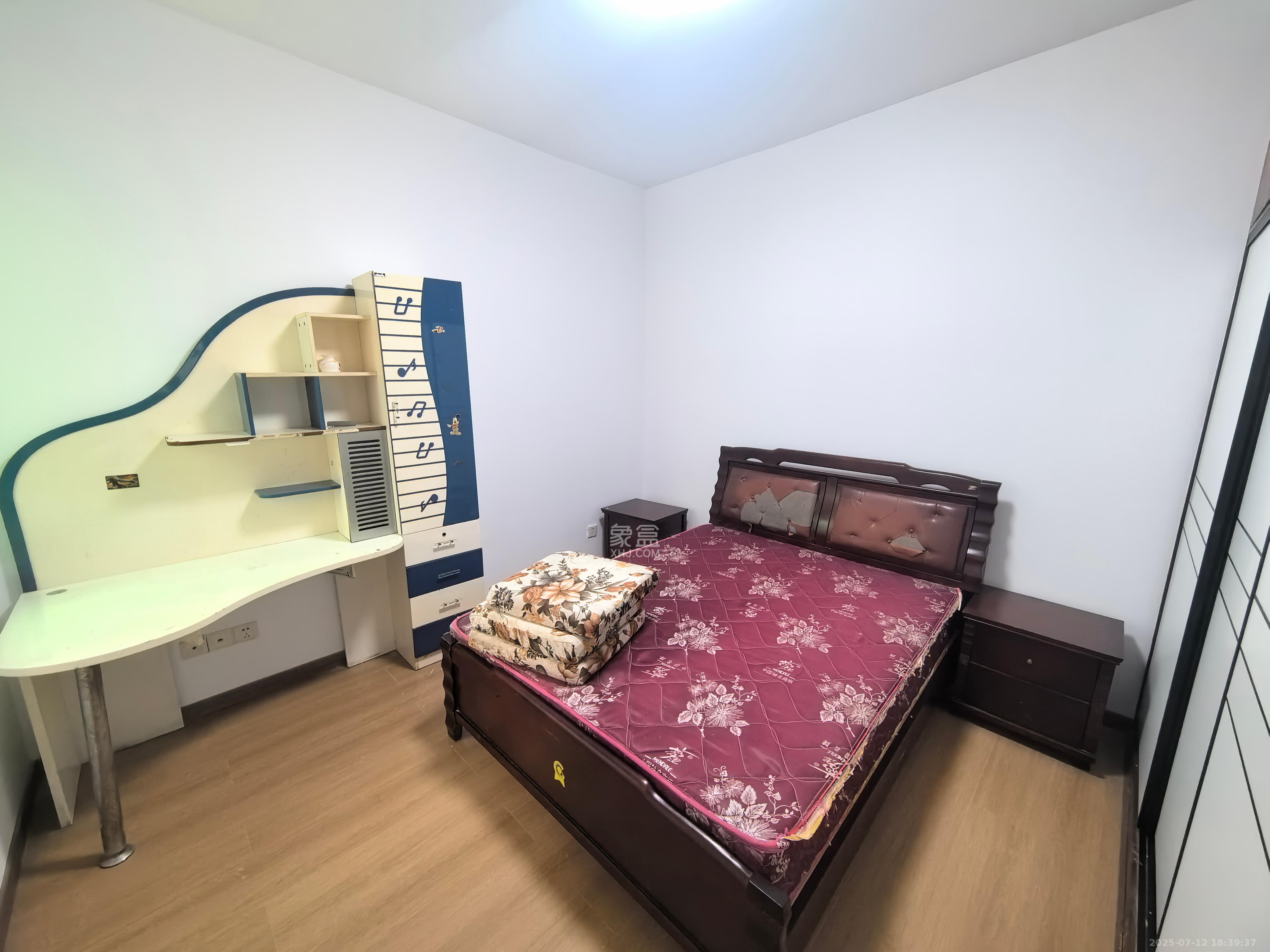 时代天骄  3室2厅2卫   3000.00元/月室内图