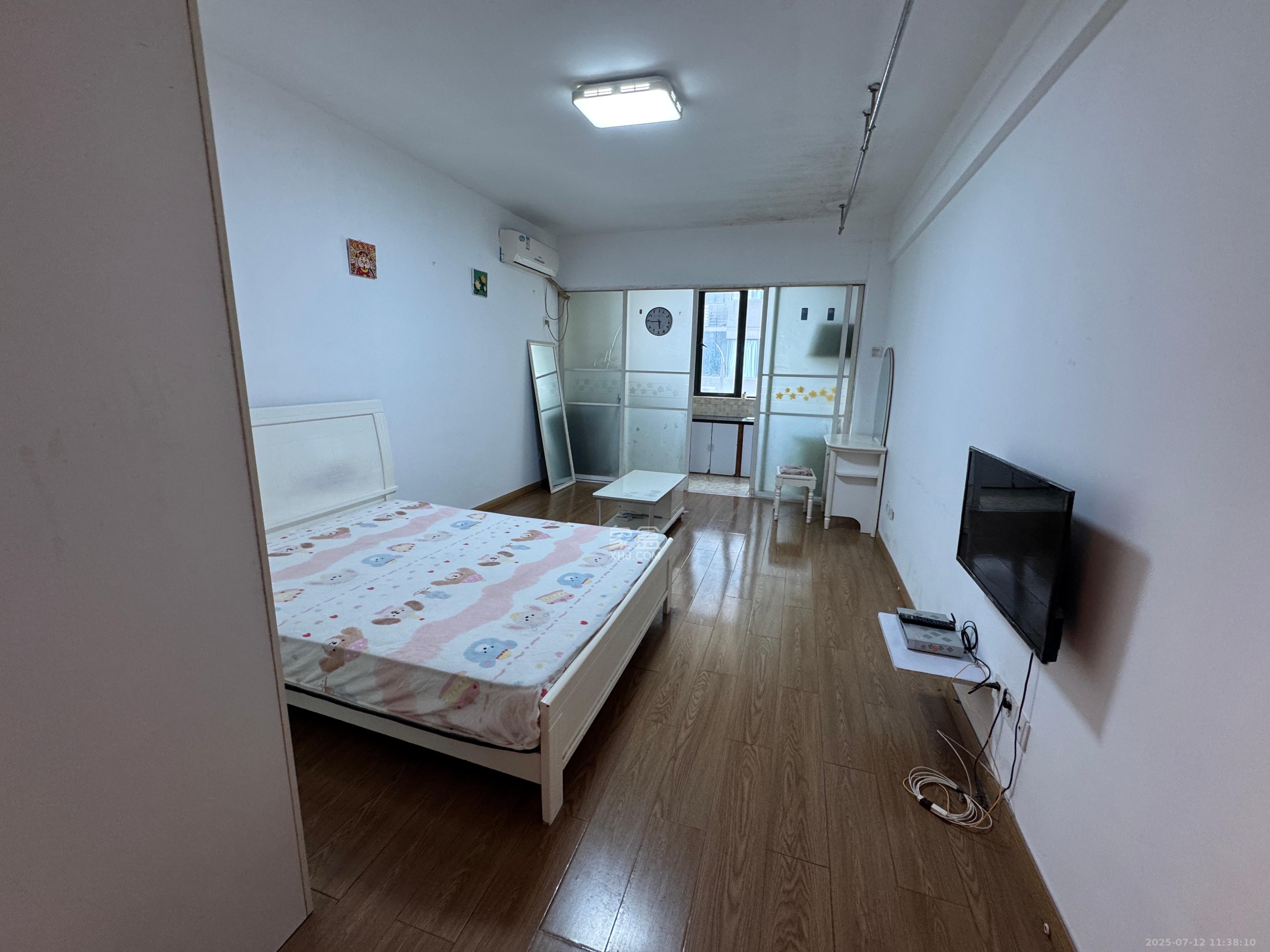 印象天心  1室1厅1卫    1700.0元/月