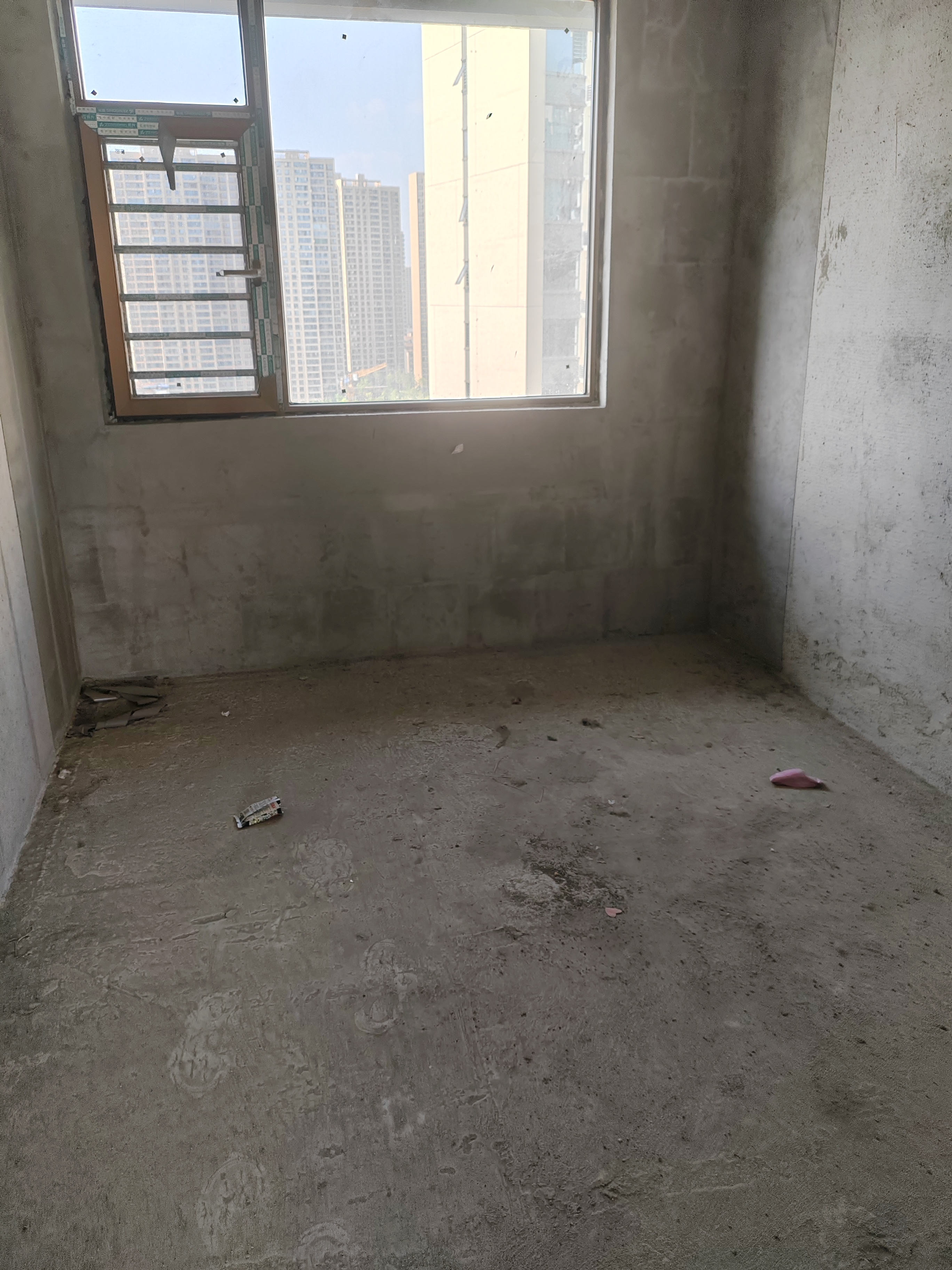 湘悦青春里  4室2厅2卫    96.8万 湘悦青春里  4室2厅2卫    96.8万客厅