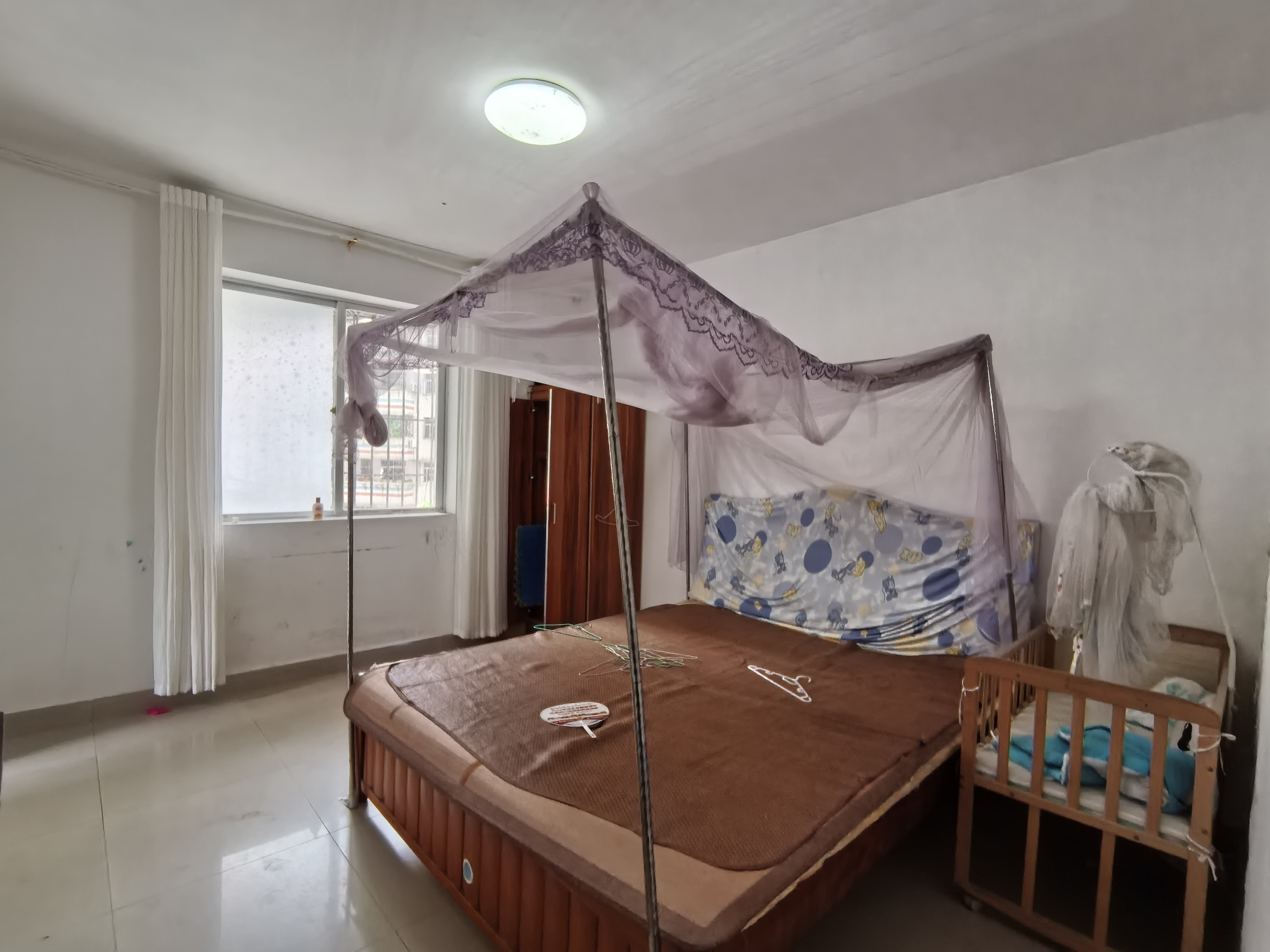 国托公寓 3室2厅1卫 2000.0元/月 国托公寓 3室2厅1卫 2000.0元/月室内图