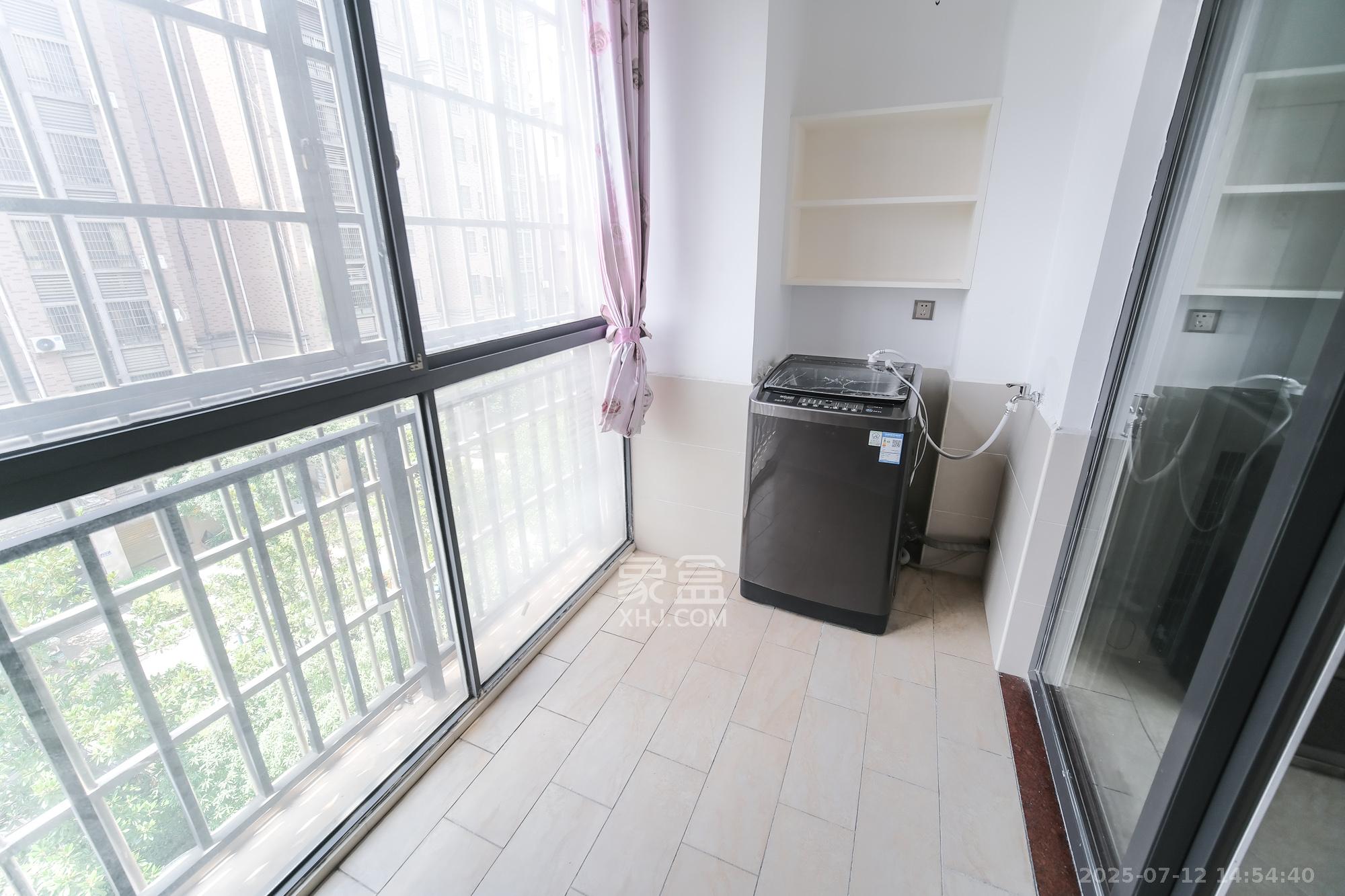 山水湾 2室2厅1卫 49.8万 山水湾 2室2厅1卫 49.8万阳台