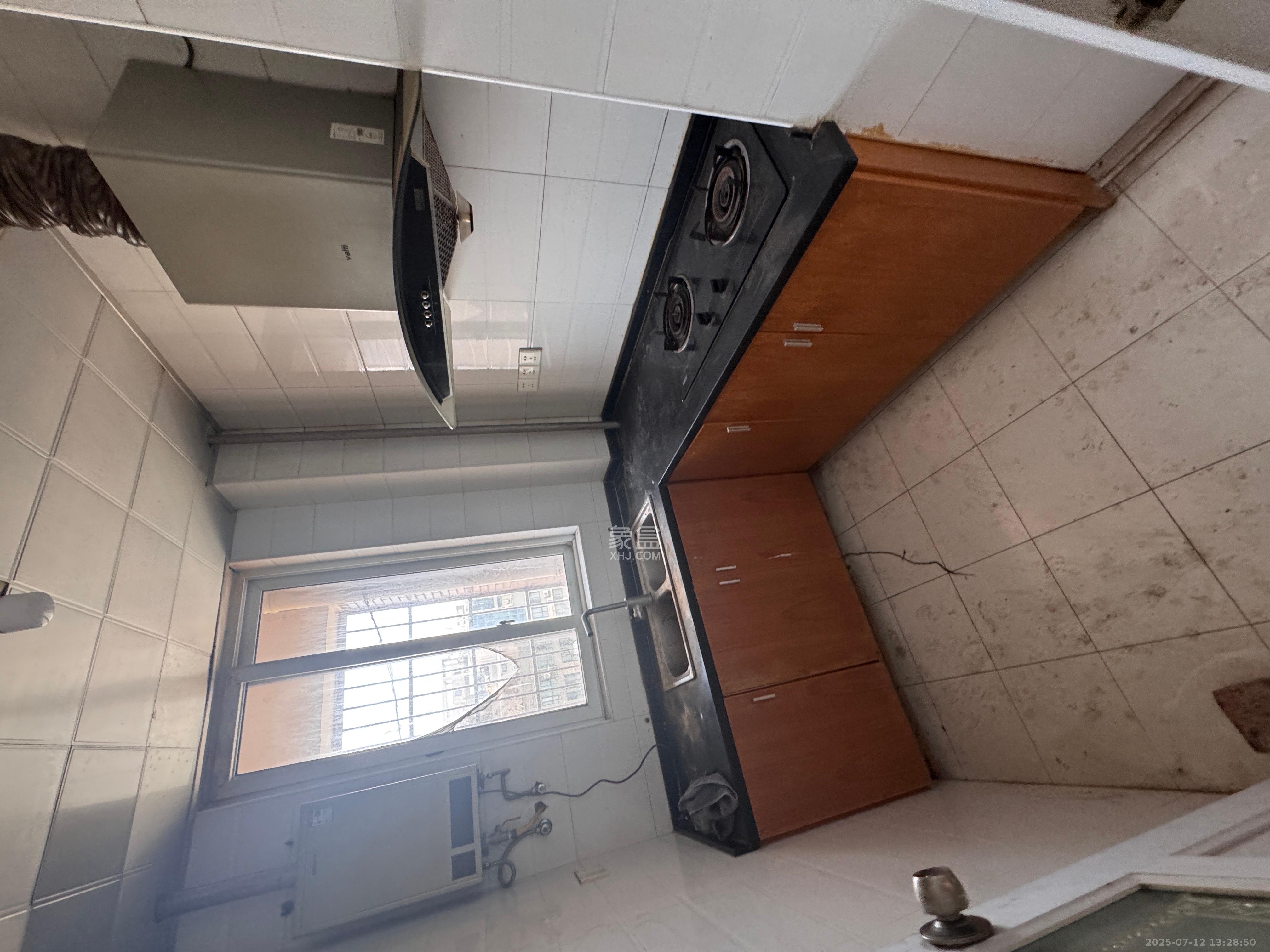 楚天世纪城东苑 3室2厅1卫 1600.0元/月 楚天世纪城东苑 3室2厅1卫 1600.0元/月室内图