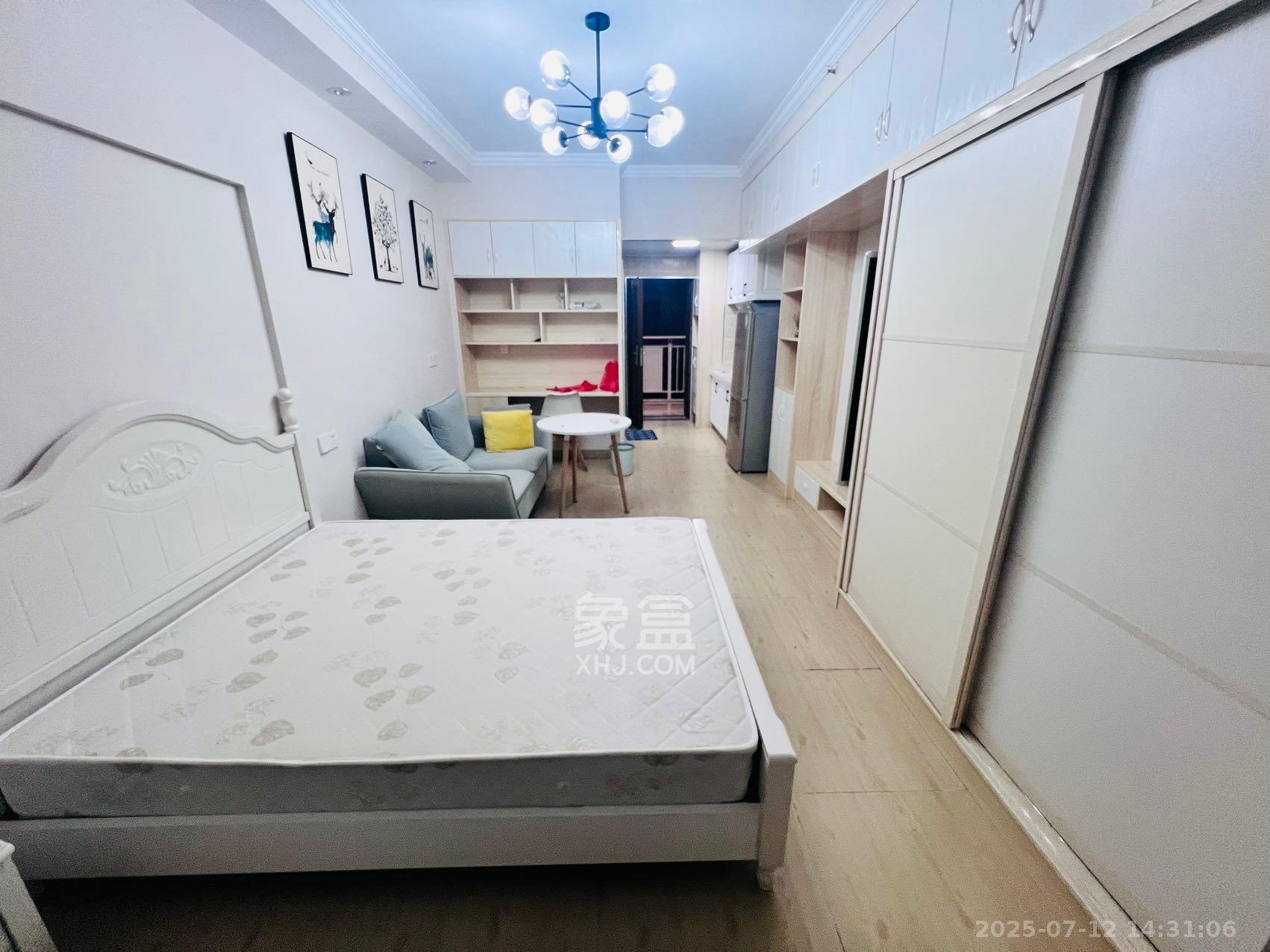 达美美立方  1室1厅1卫    1700.0元/月