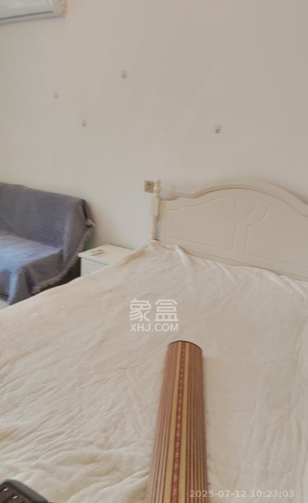 华韵城市海岸（城市水岸苑）  1室1厅1卫   1100.00元/月室内图