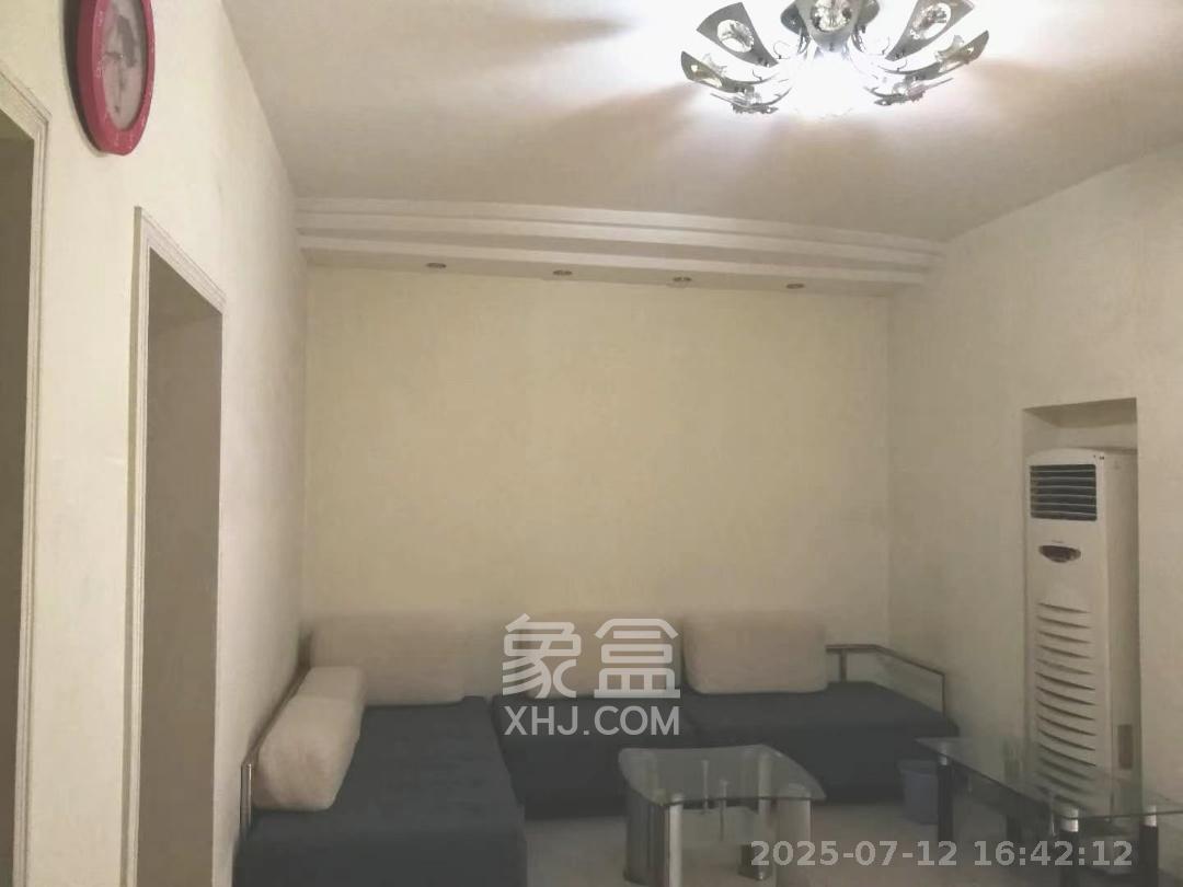 下碧湘街小区  2室1厅1卫    2500.0元/月 下碧湘街小区  2室1厅1卫    2500.0元/月