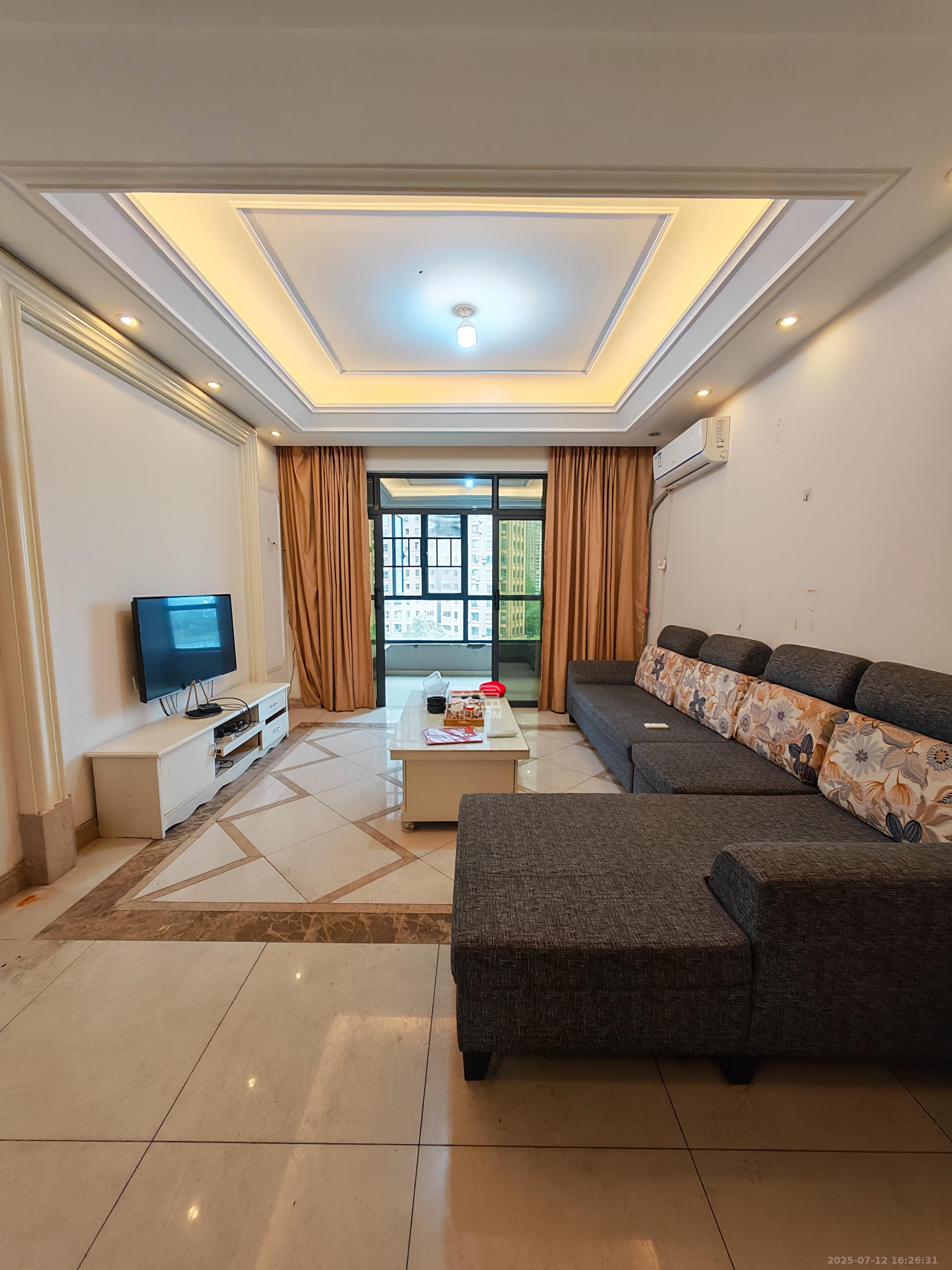 双湾国际(湘江御景花园)  2室2厅2卫    1800.0元/月 双湾国际(湘江御景花园)  2室2厅2卫    1800.0元/月室内图