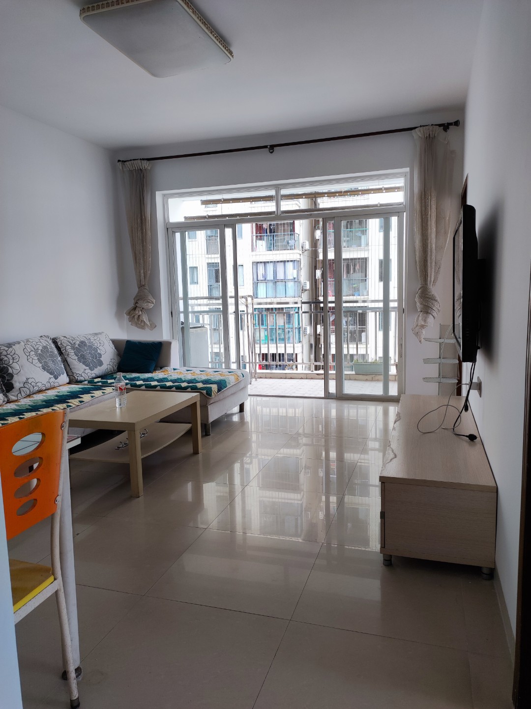 海韵裕都 2室2厅1卫 2200.0元/月 海韵裕都 2室2厅1卫 2200.0元/月室内图