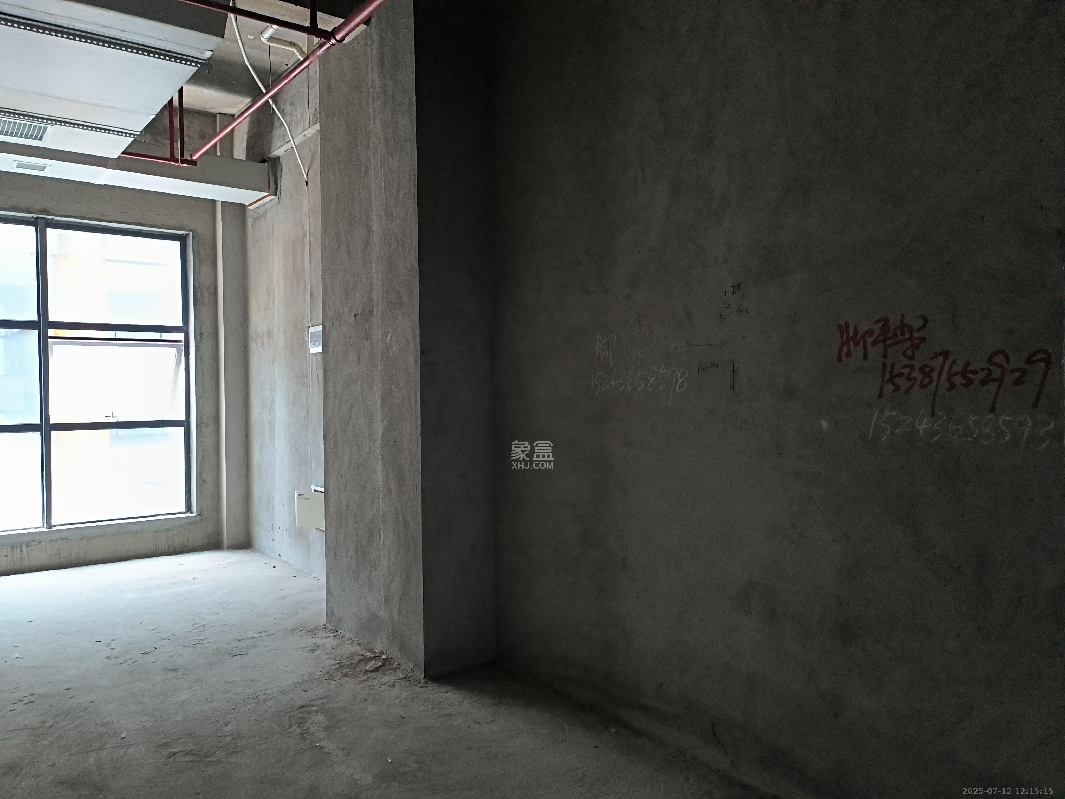 新世界广场   200.0㎡      12000.0元/月室内图