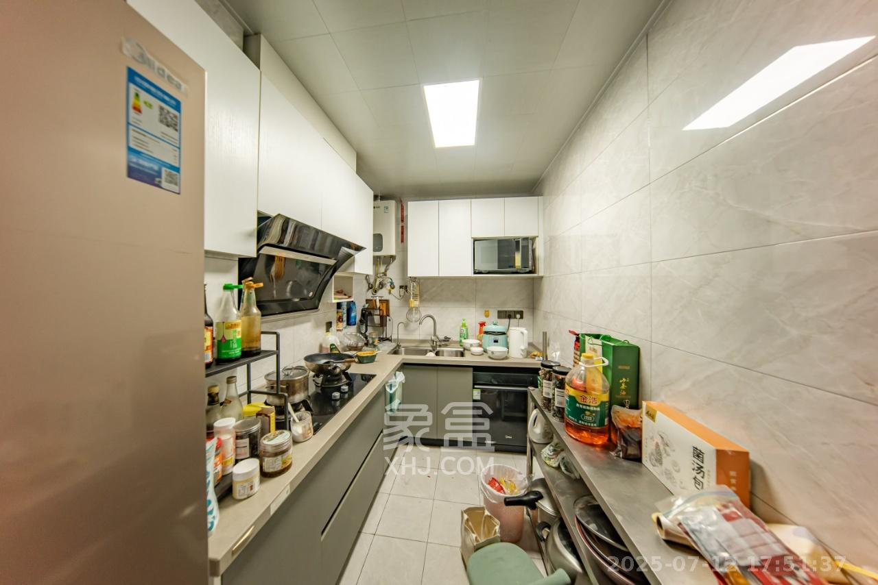 邦盛水岸御园 4室2厅2卫 2400.0元/月 邦盛水岸御园 4室2厅2卫 2400.0元/月室内图