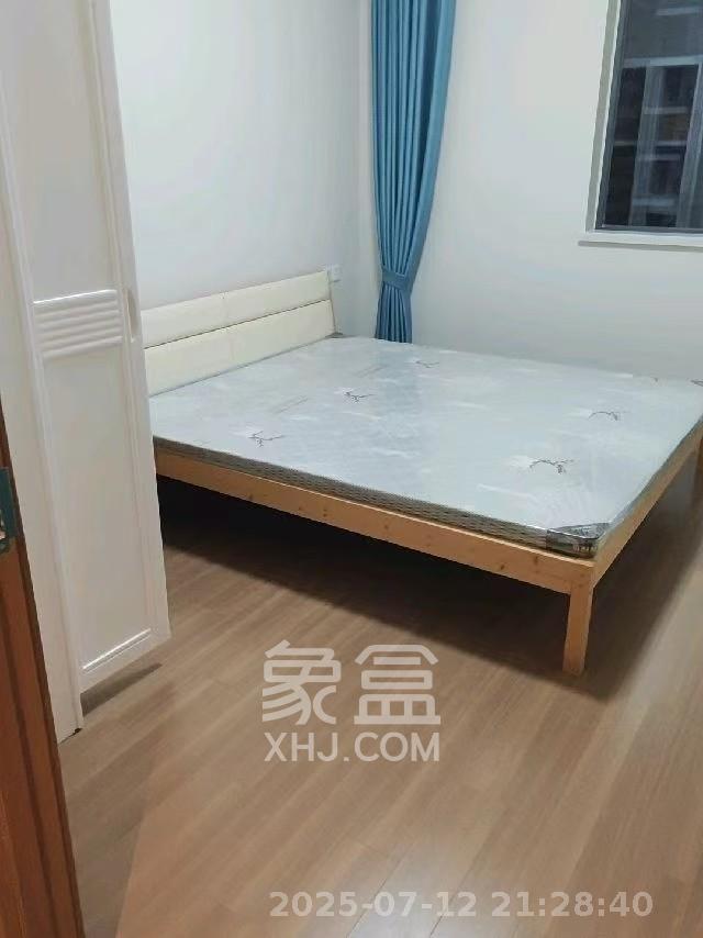 保利恒伟时光印象  4室2厅2卫   3000.00元/月室内图