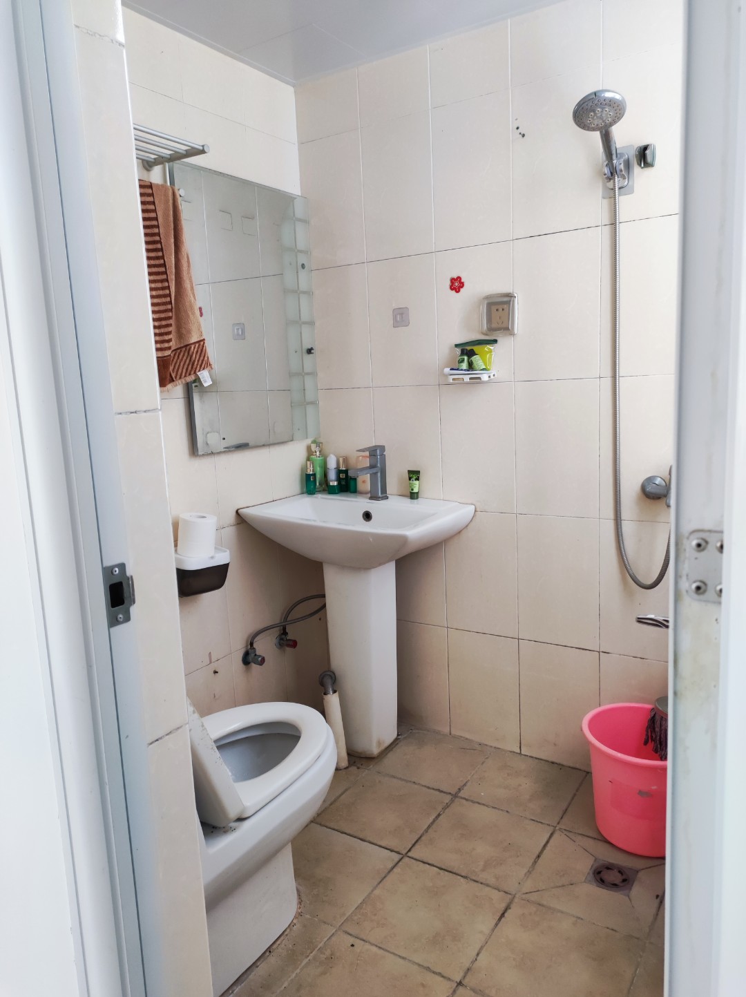 海韵裕都 2室2厅1卫 2200.0元/月 海韵裕都 2室2厅1卫 2200.0元/月室内图