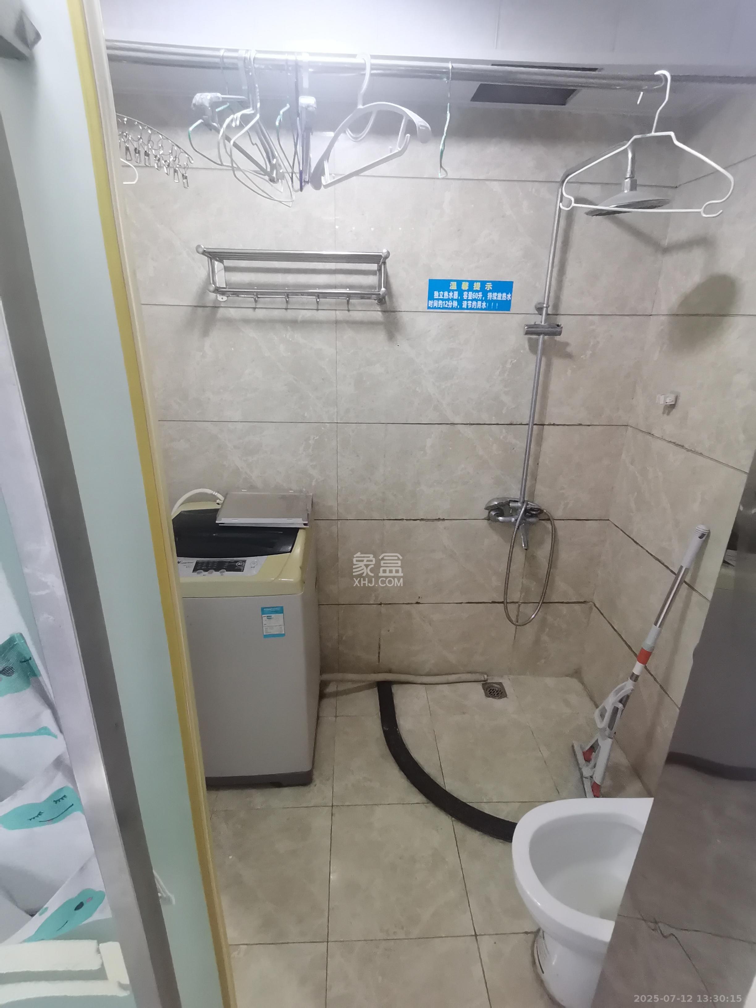 佐佑大厦  1室1厅1卫   900.00元/月室内图