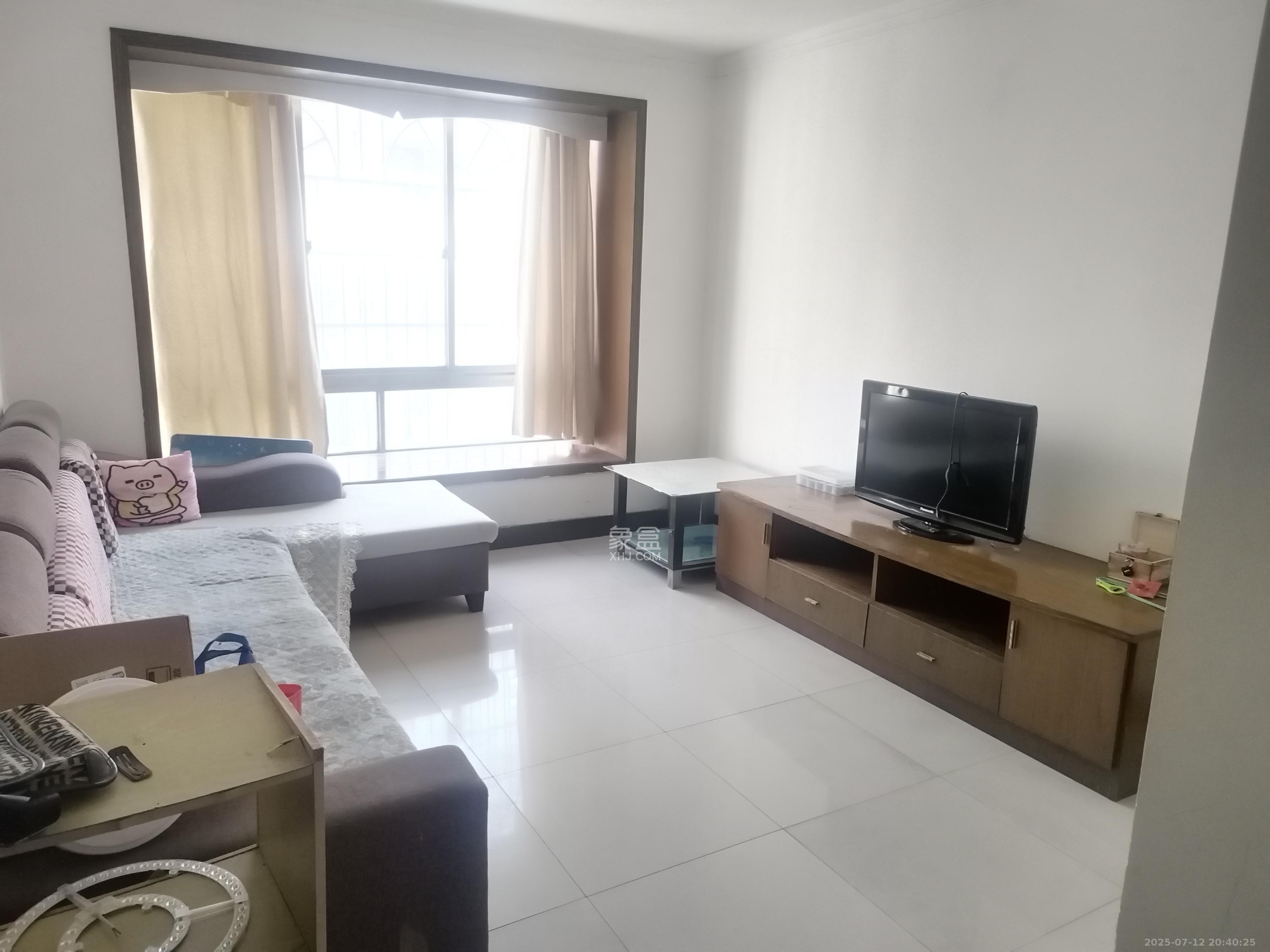 友谊社区(建湘瓷厂住宅小区) 2室2厅1卫 1600.0元/月 友谊社区(建湘瓷厂住宅小区) 2室2厅1卫 1600.0元/月室内图