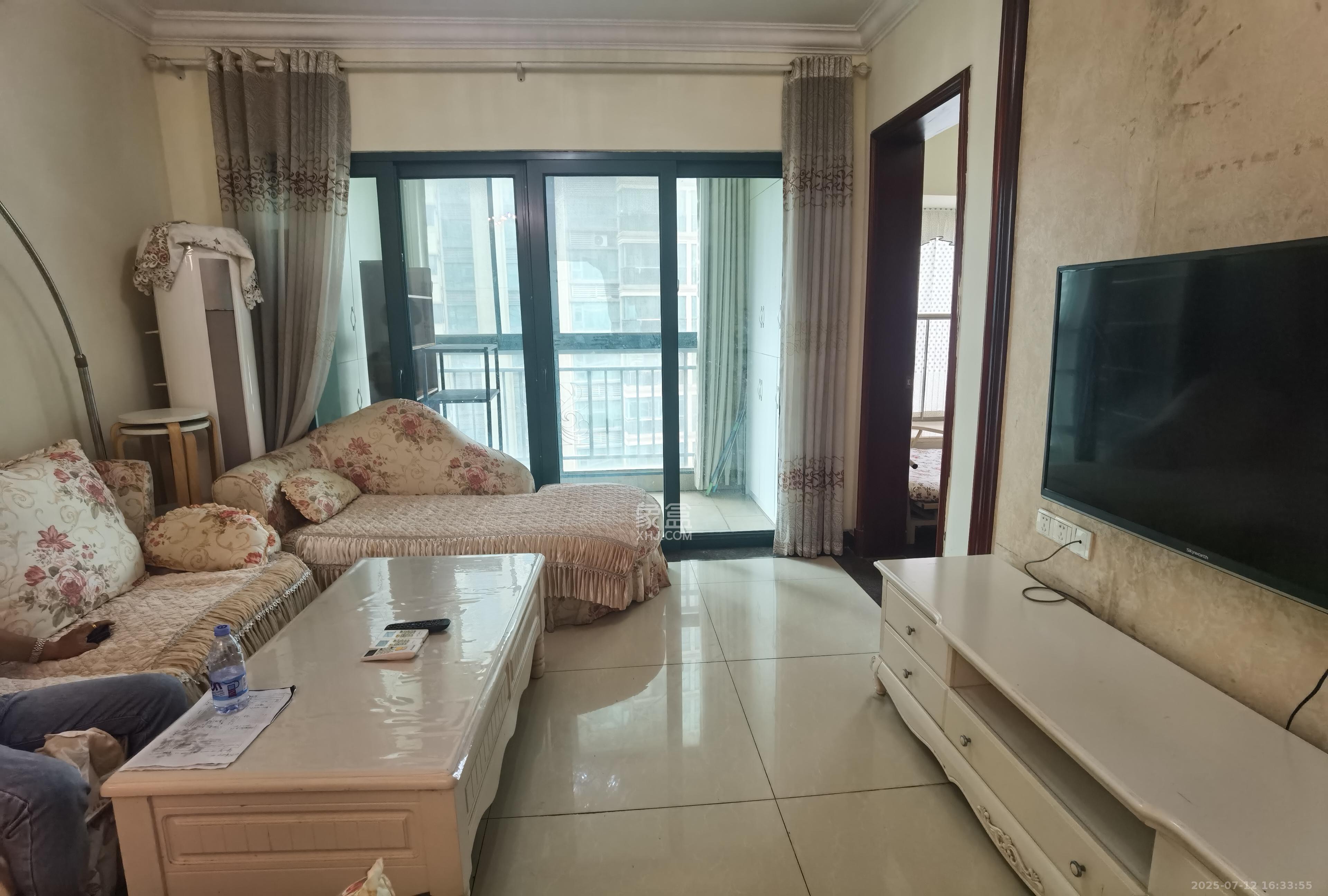 恒大华府  3室2厅1卫    2500.0元/月 恒大华府  3室2厅1卫    2500.0元/月室内图