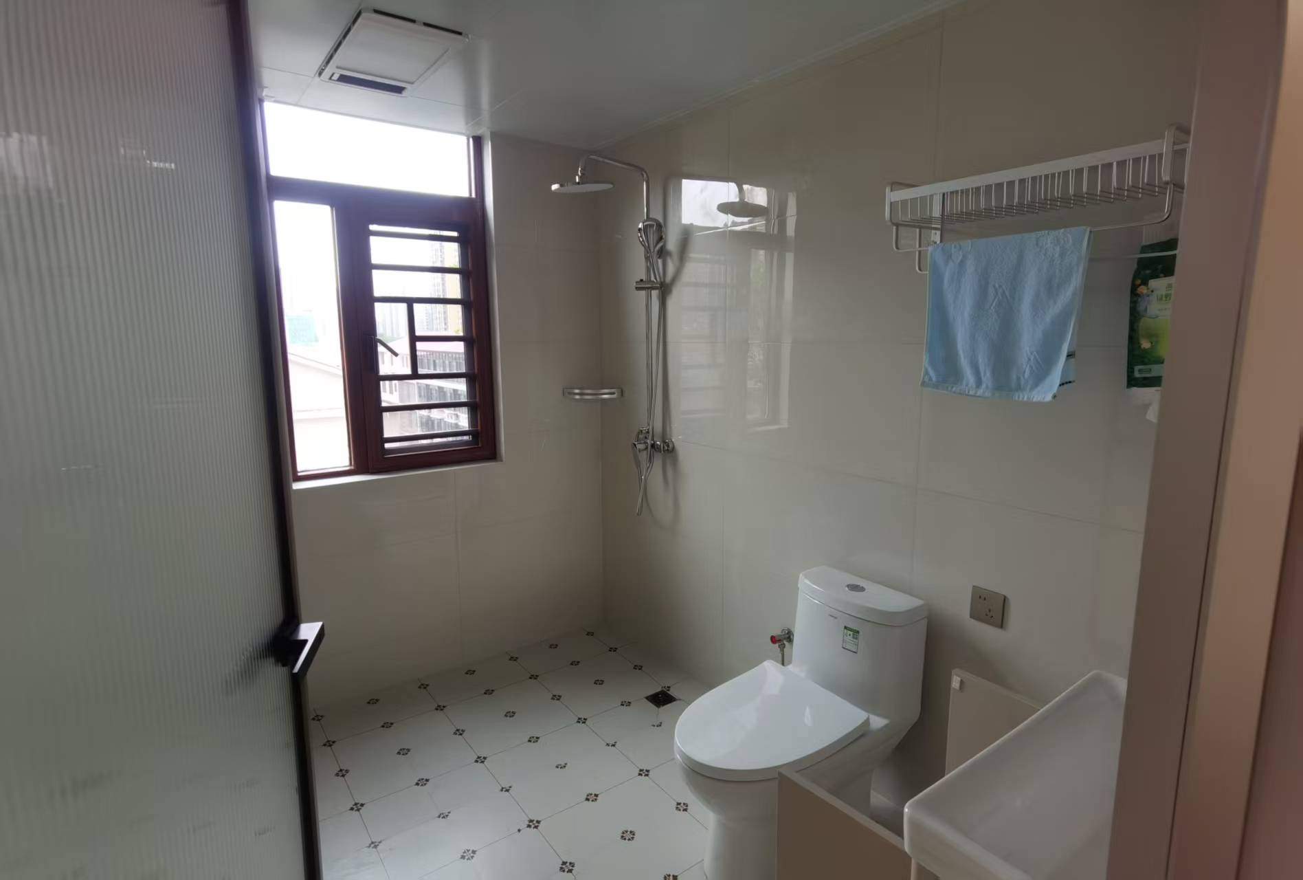 石化大院  3室2厅2卫    72.8万 石化大院  3室2厅2卫    72.8万室内图