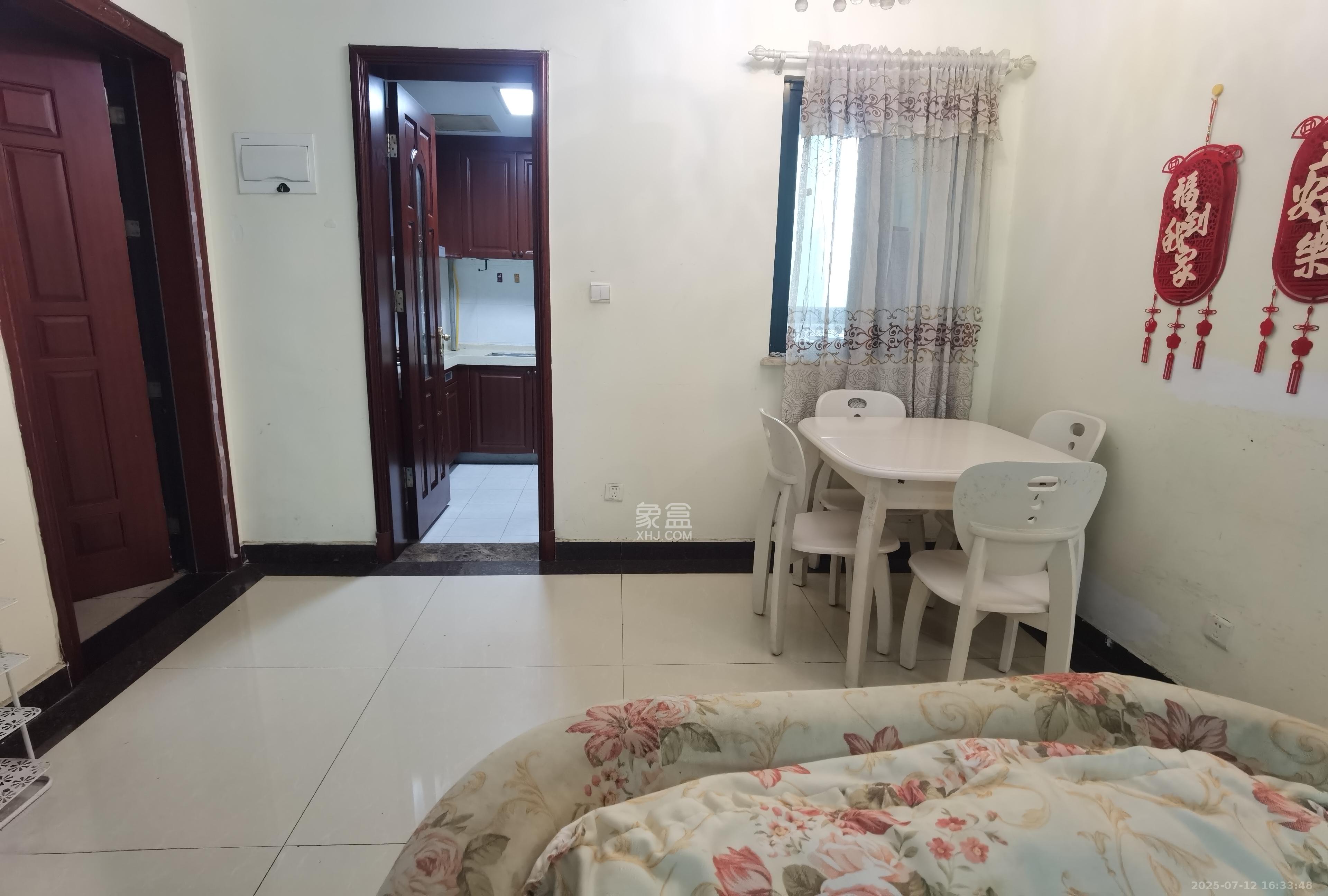 恒大华府  3室2厅1卫    2500.0元/月 恒大华府  3室2厅1卫    2500.0元/月室内图