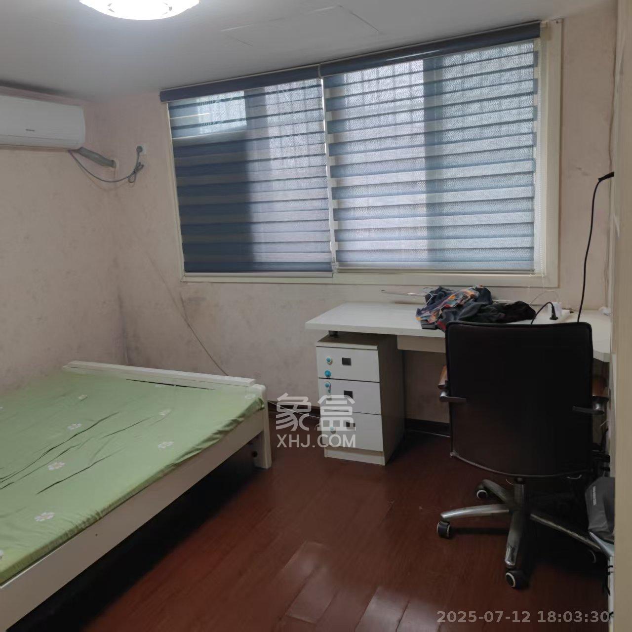 三和公寓  1室1厅1卫   1500.00元/月室内图