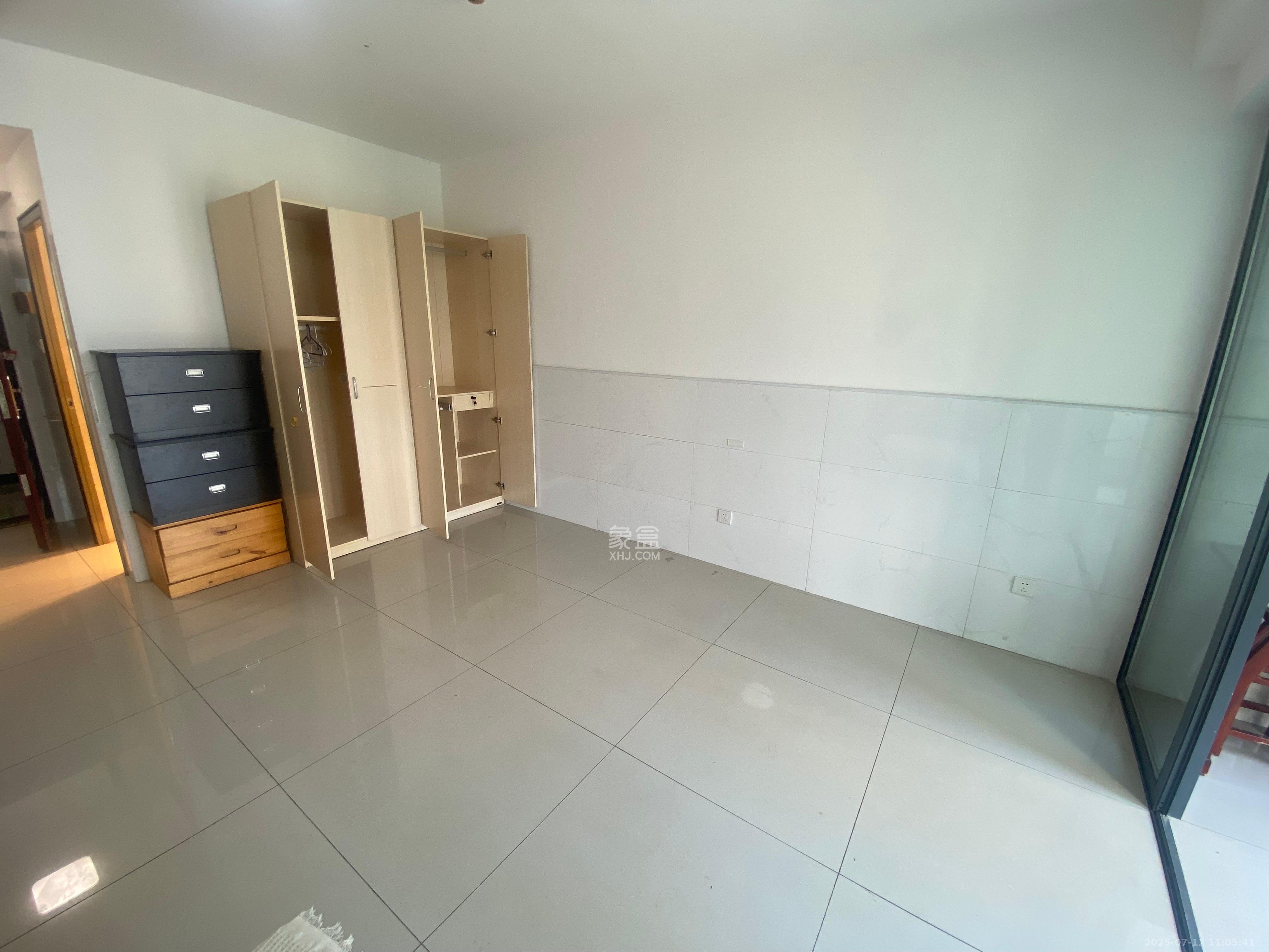 中交里城 1室1厅1卫 1500.0元/月 中交里城 1室1厅1卫 1500.0元/月室内图