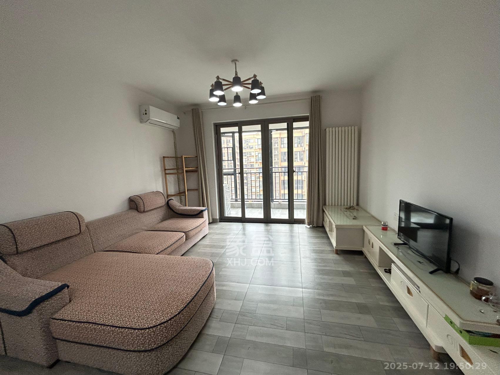 怡海星城 3室2厅2卫 2500.0元/月 怡海星城 3室2厅2卫 2500.0元/月室内图