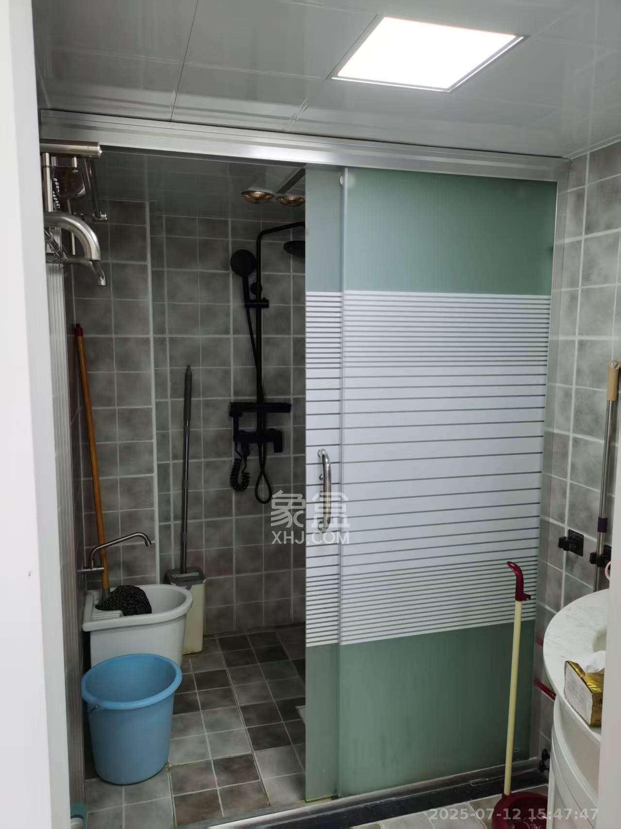 凯悦名城(泰悦公寓) 2室1厅1卫 2600.0元/月 凯悦名城(泰悦公寓) 2室1厅1卫 2600.0元/月室内图