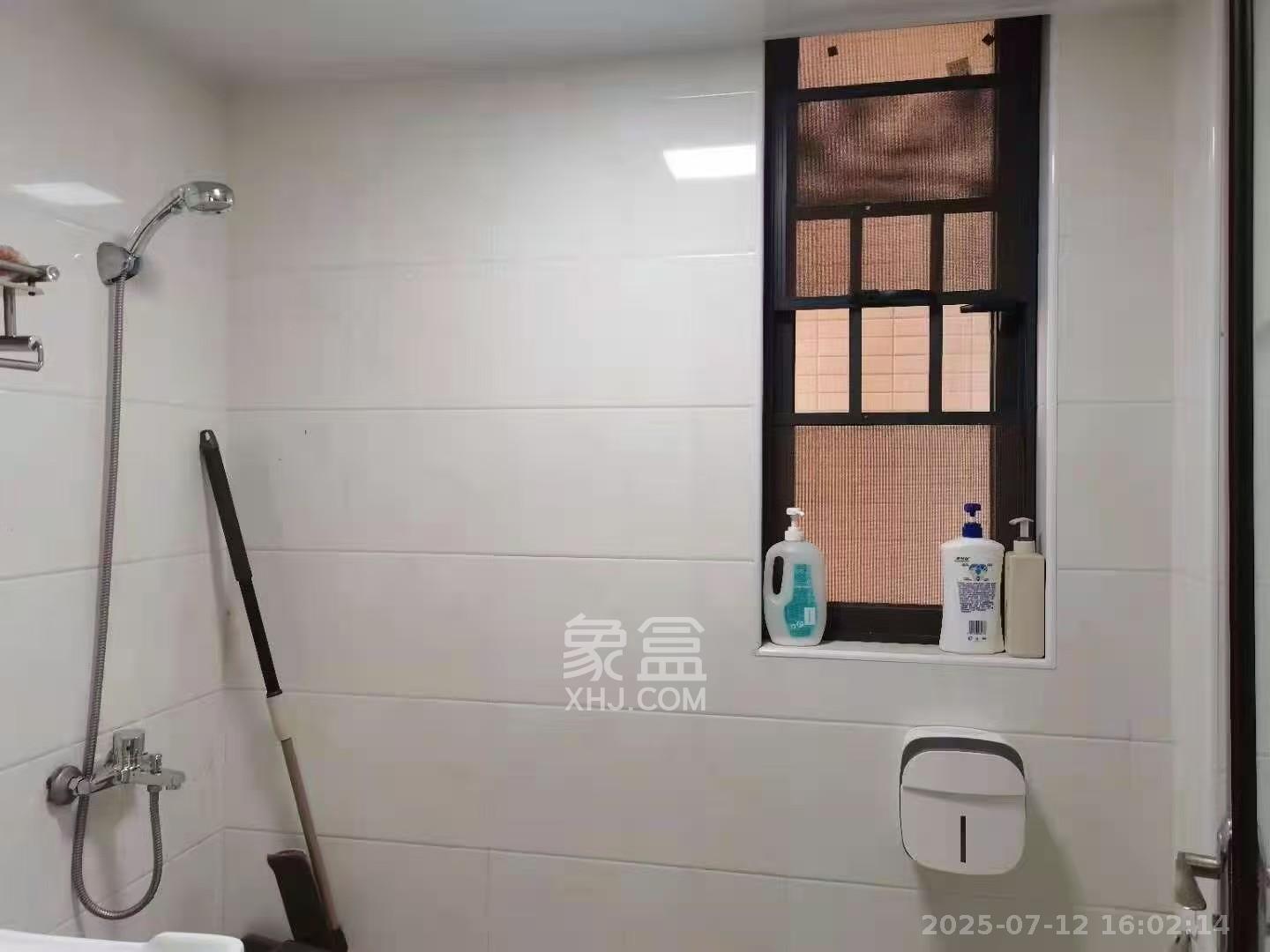 深业睿城  3室2厅2卫   2700.00元/月室内图