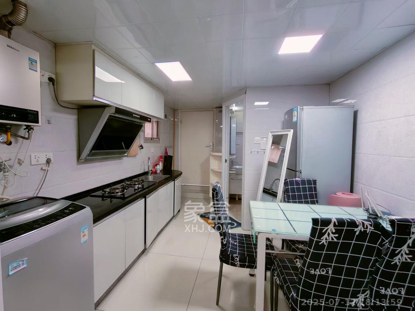 龙吉湾小区(龙瑞尚苑) 1室1厅1卫 900.0元/月 龙吉湾小区(龙瑞尚苑) 1室1厅1卫 900.0元/月室内图