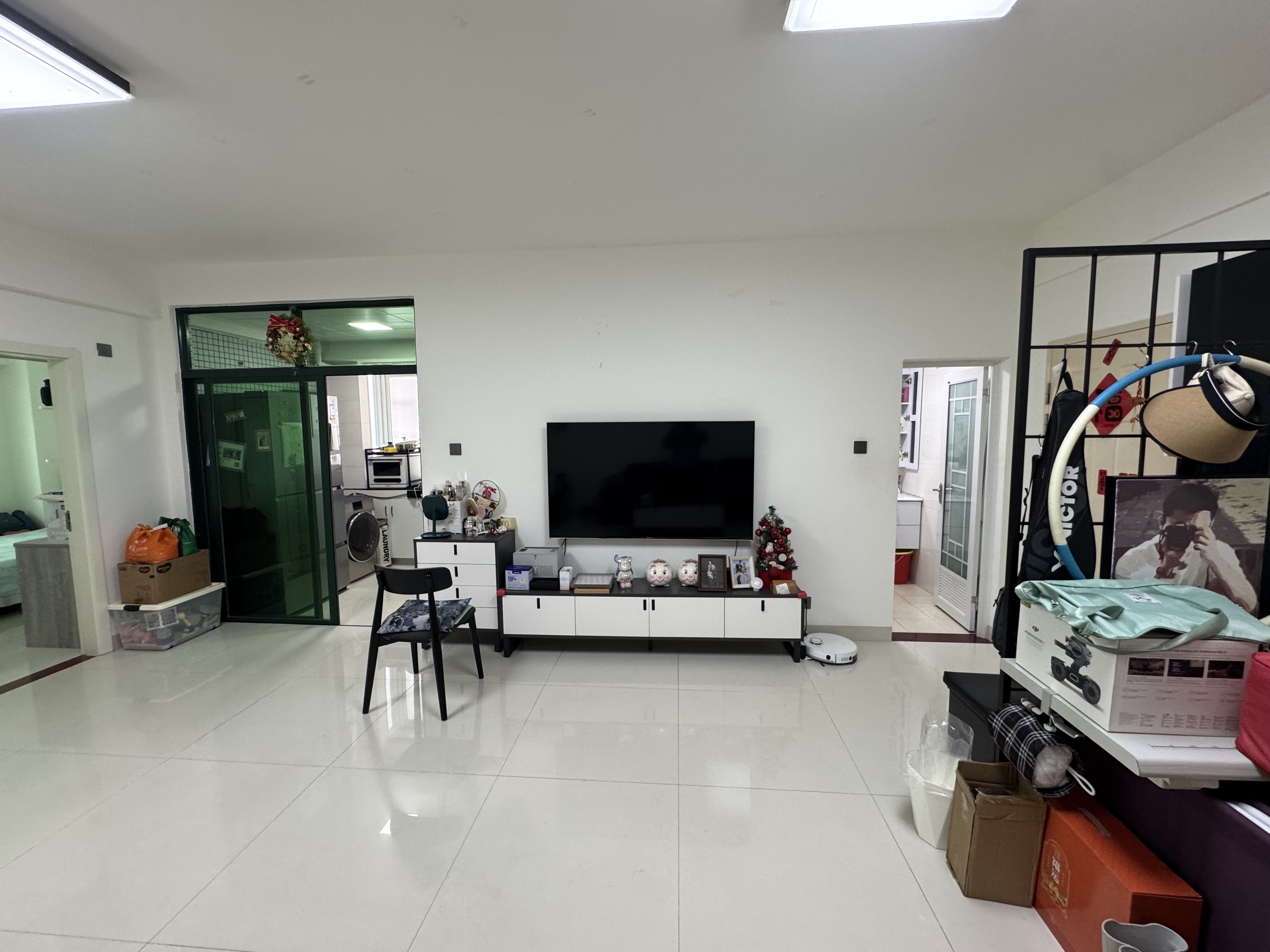 天宜大厦 2室2厅1卫 80.0万 天宜大厦 2室2厅1卫 80.0万客厅