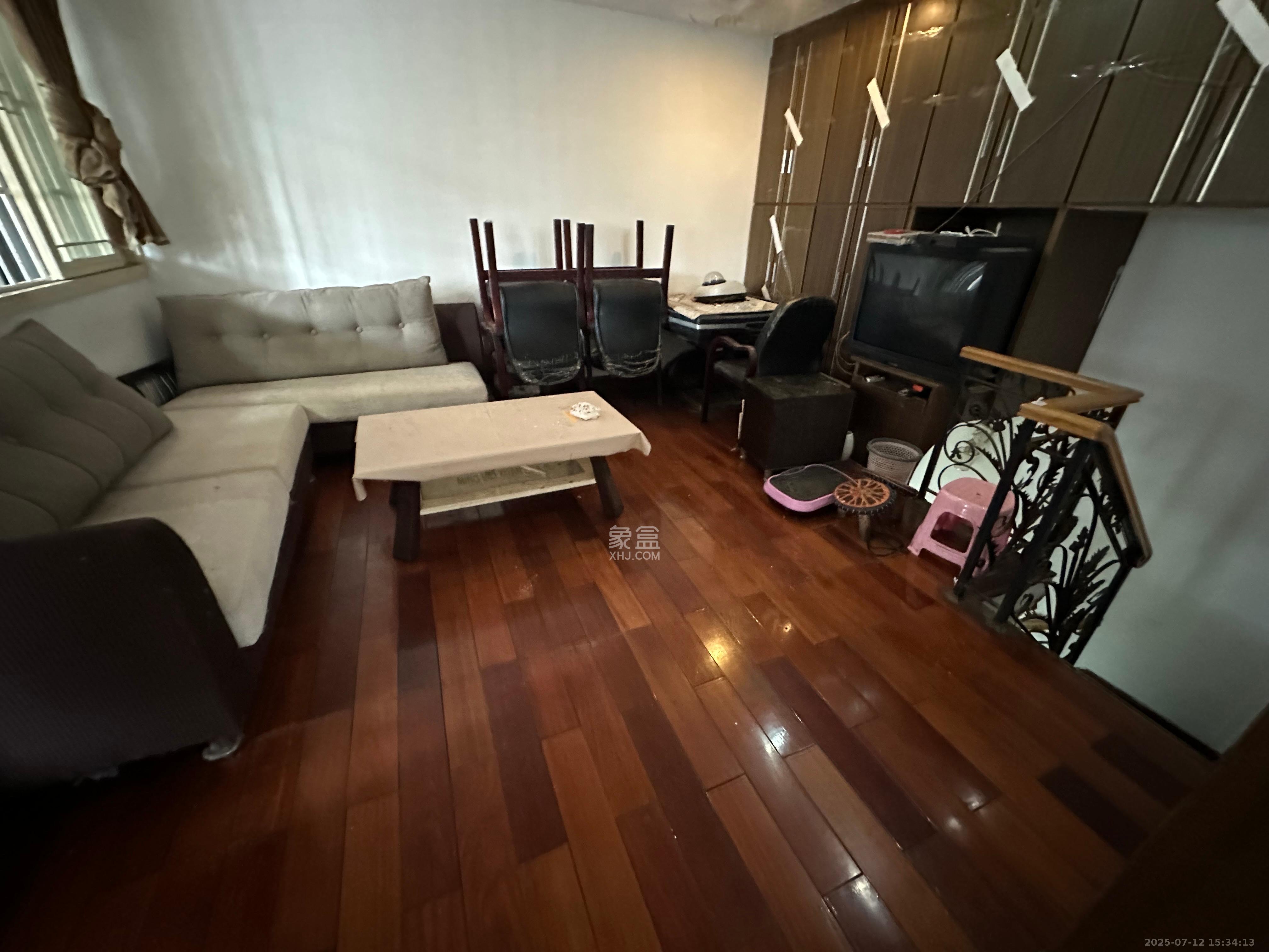 明珠苑  5室2厅1卫   3600.00元/月室内图