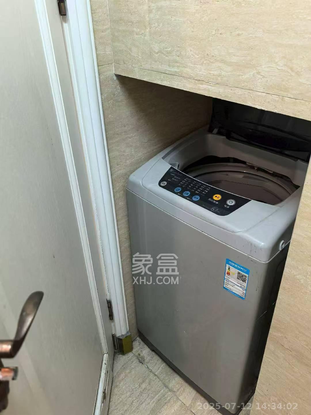 五江天街北区  1室1厅1卫   1400.00元/月室内图
