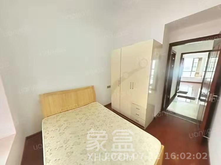 深业睿城  3室2厅2卫   2700.00元/月室内图