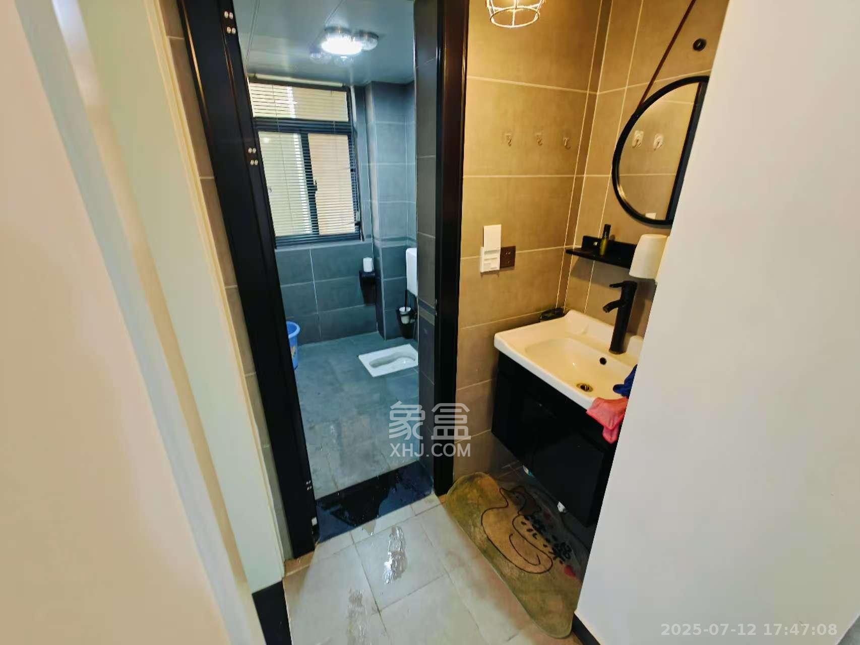 安泰嘉园（湘府邻伴）  3室2厅1卫   2500.00元/月室内图