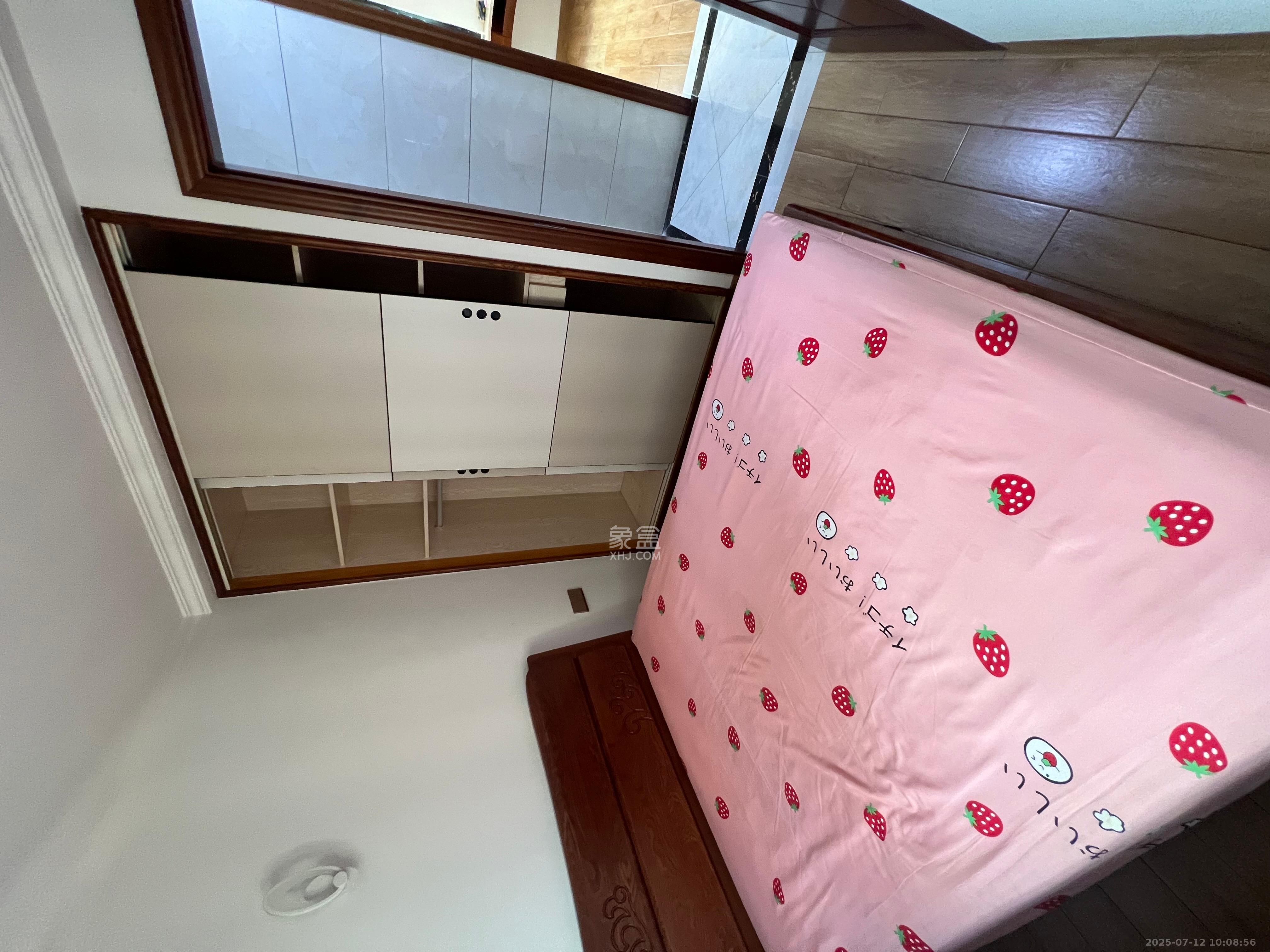 天元涉外景园C区  4室2厅1卫   3600.00元/月室内图