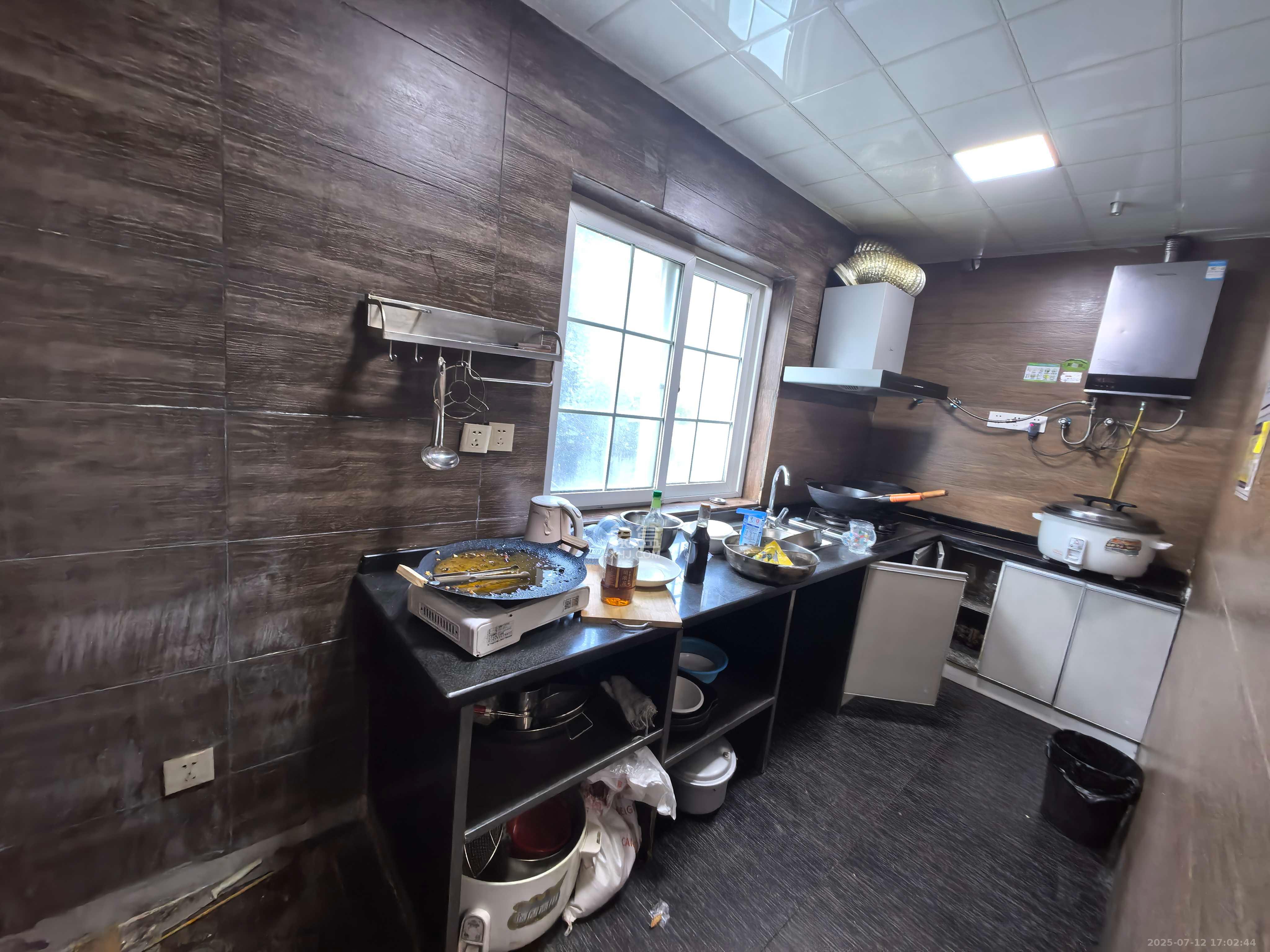 悦禧国际山庄 7室4厅4卫 8000.0元/月 悦禧国际山庄 7室4厅4卫 8000.0元/月室内图