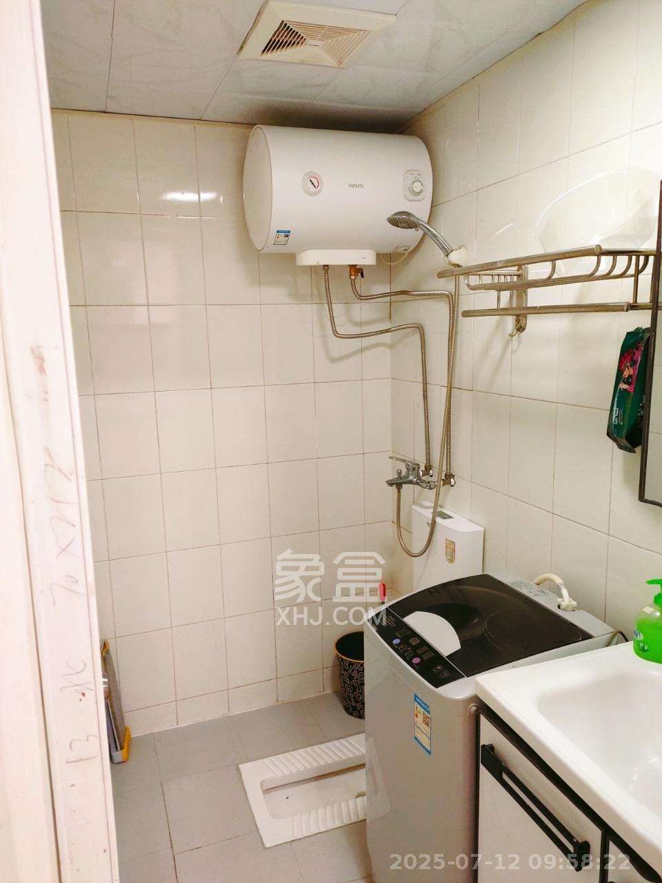 长远华樟名府  1室0厅0卫   1600.00元/月室内图