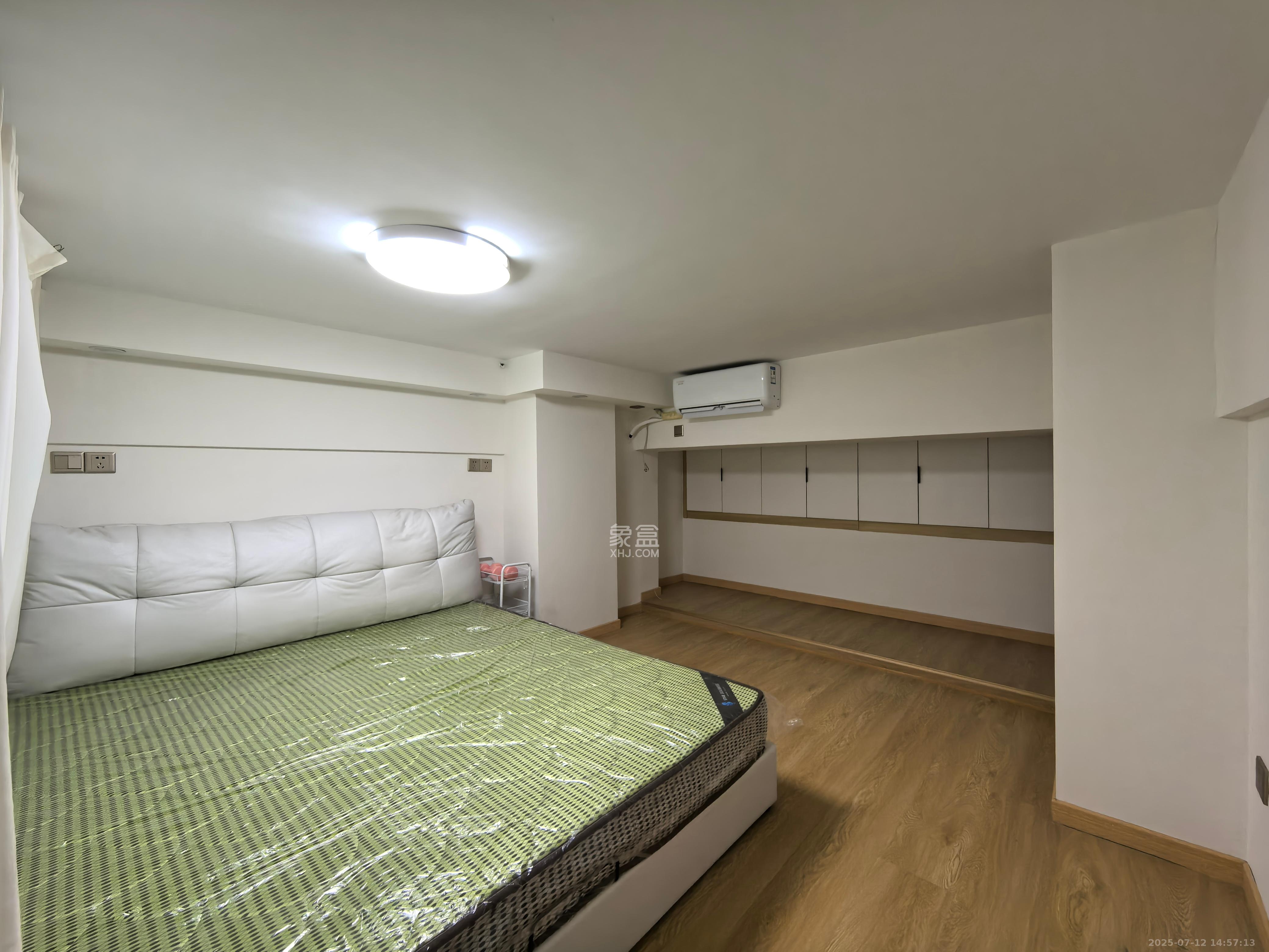 弘阳时光里  2室2厅1卫   2360.00元/月室内图