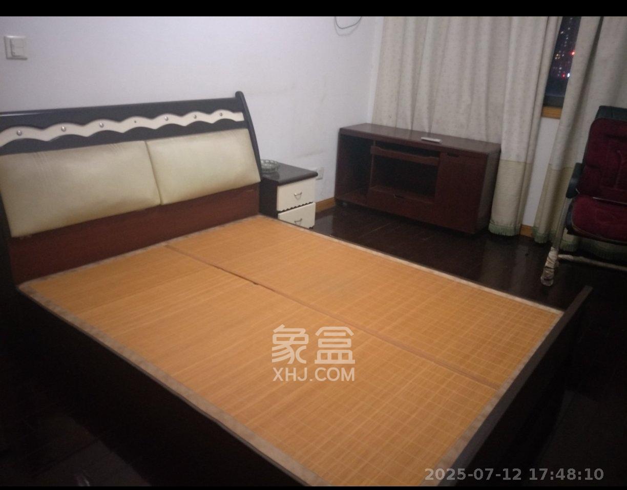 上海城小区 3室2厅1卫 2500.0元/月 上海城小区 3室2厅1卫 2500.0元/月室内图