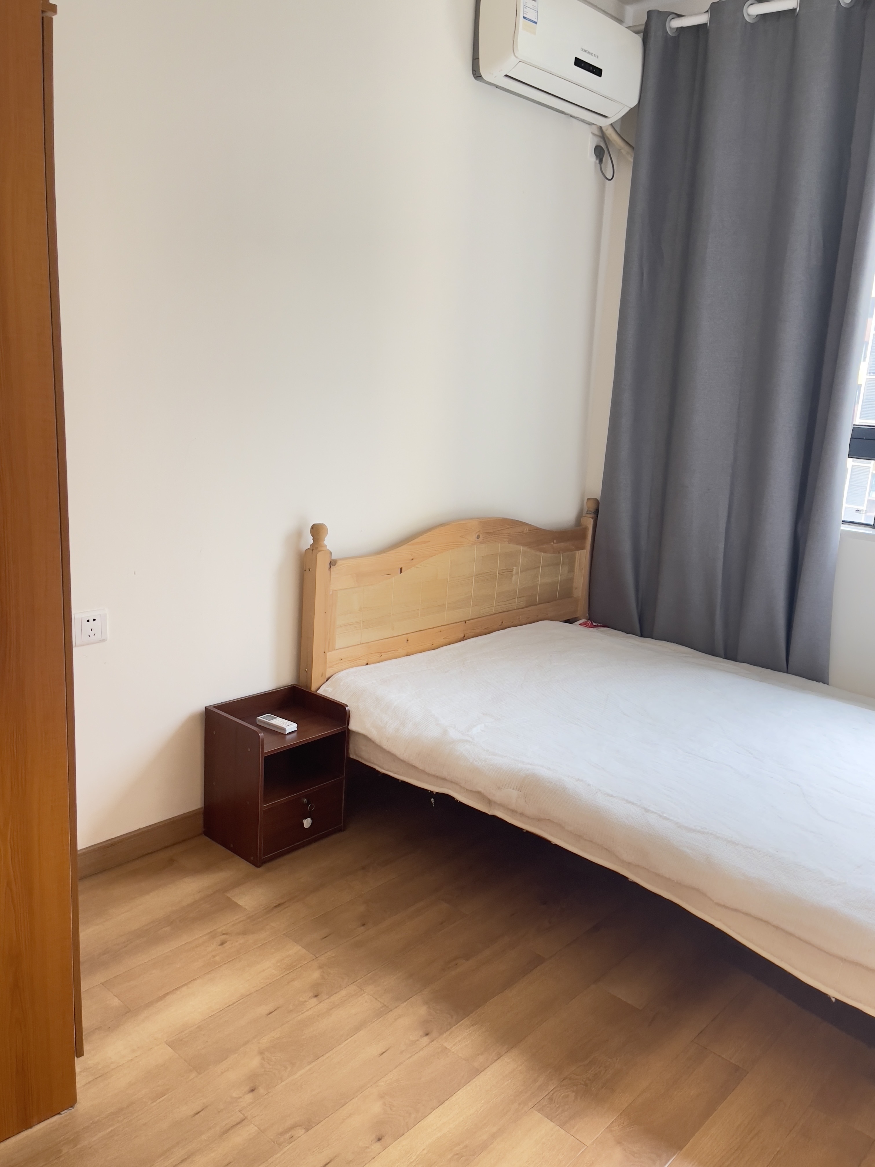 中建璟和城  4室2厅2卫   2800.00元/月户型图