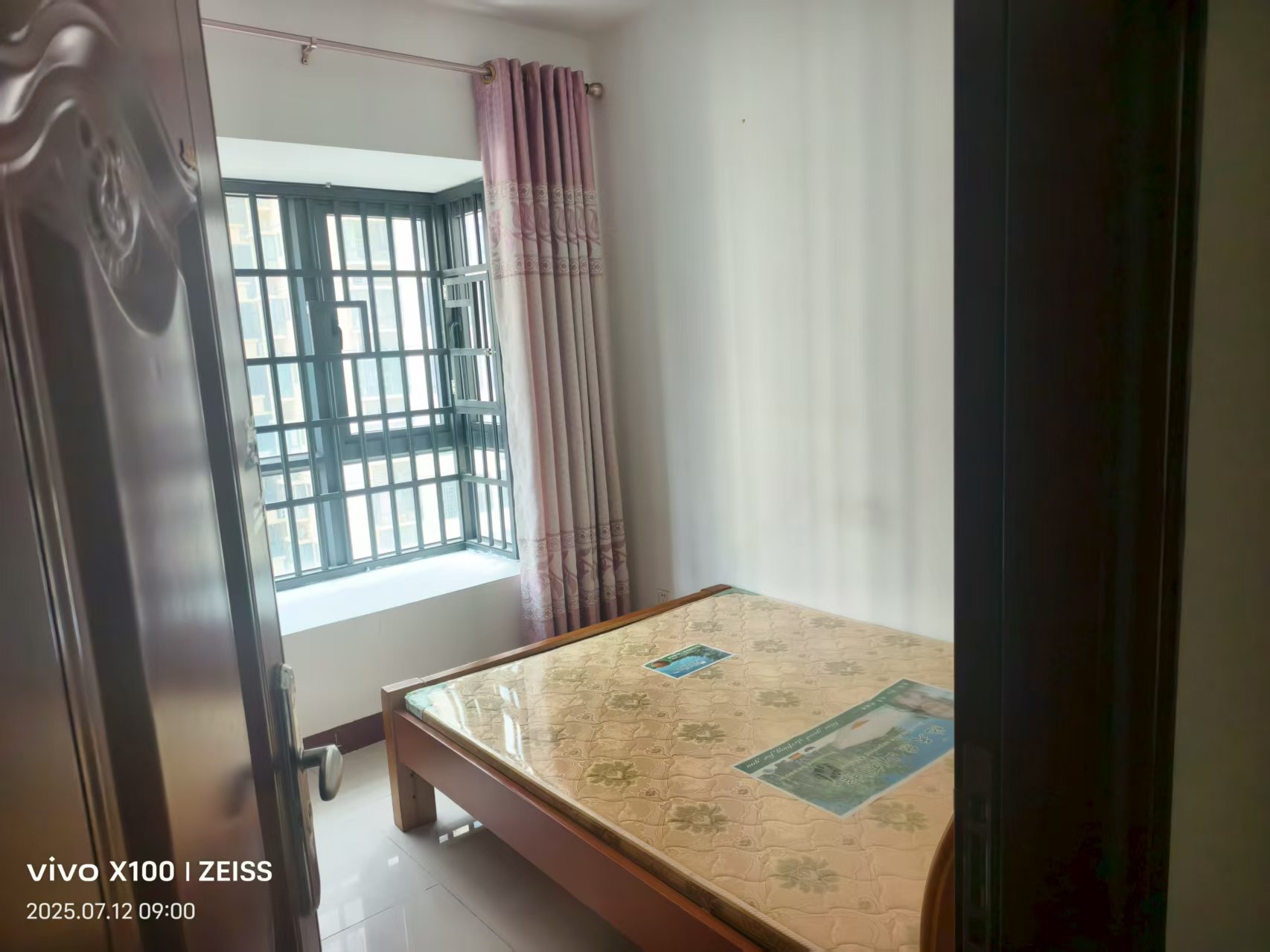 美舍嘉苑一期 4室2厅3卫 3300.0元/月 美舍嘉苑一期 4室2厅3卫 3300.0元/月室内图