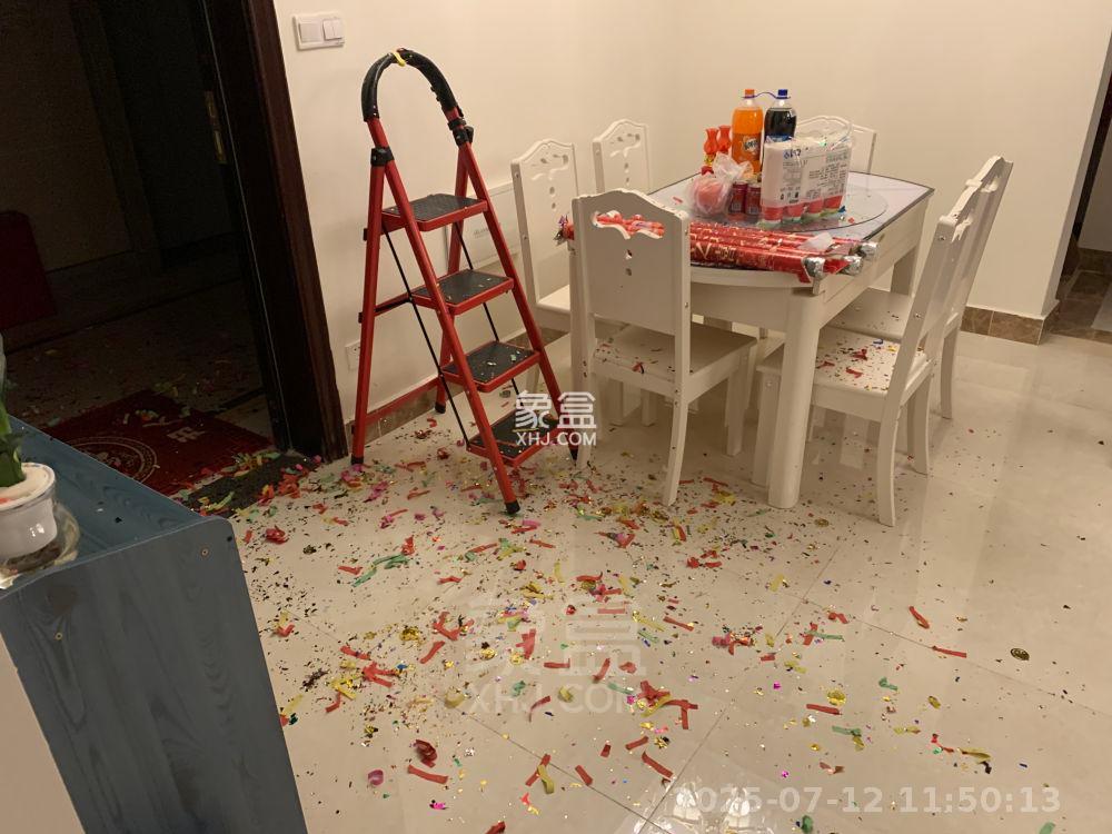 恒大华府 3室2厅2卫 2500.0元/月 恒大华府 3室2厅2卫 2500.0元/月室内图