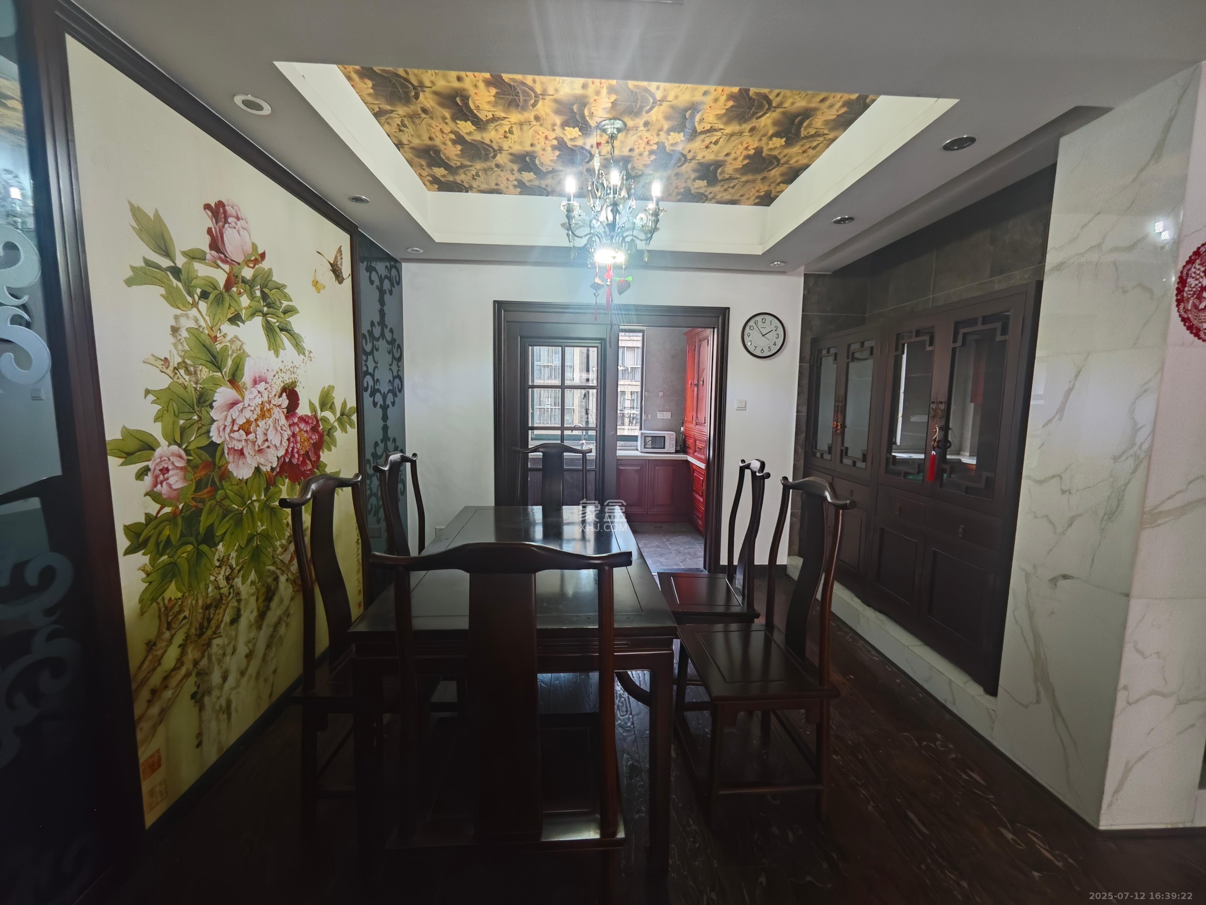 共和世家  3室2厅2卫    3500.0元/月 共和世家  3室2厅2卫    3500.0元/月室内图