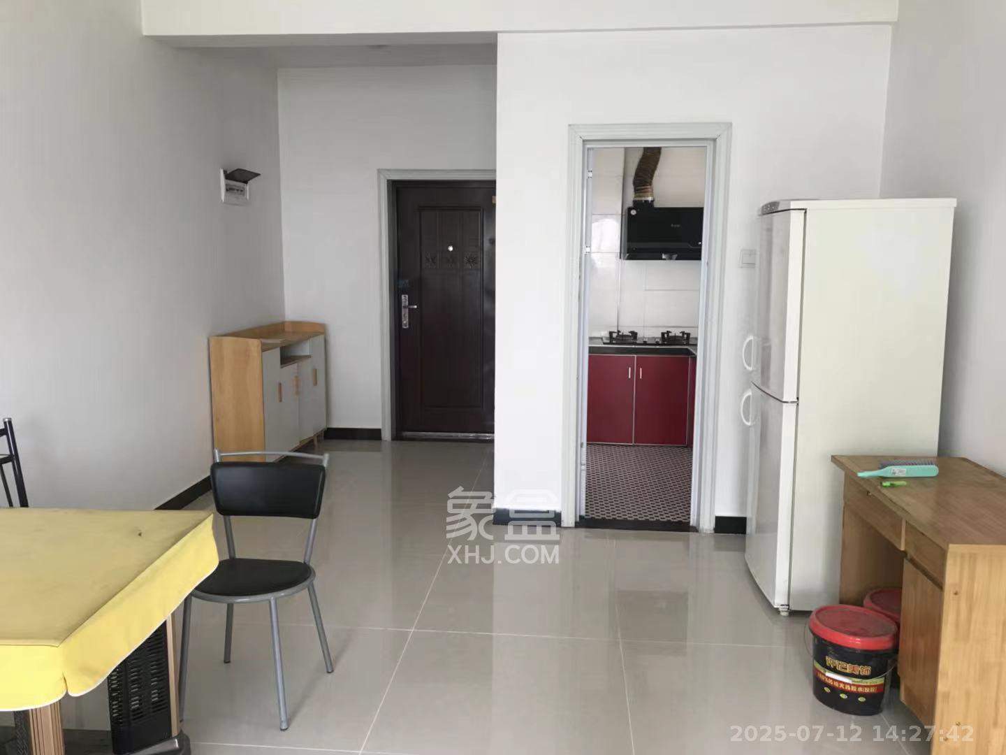 景江雅苑  1室2厅1卫   2500.00元/月室内图